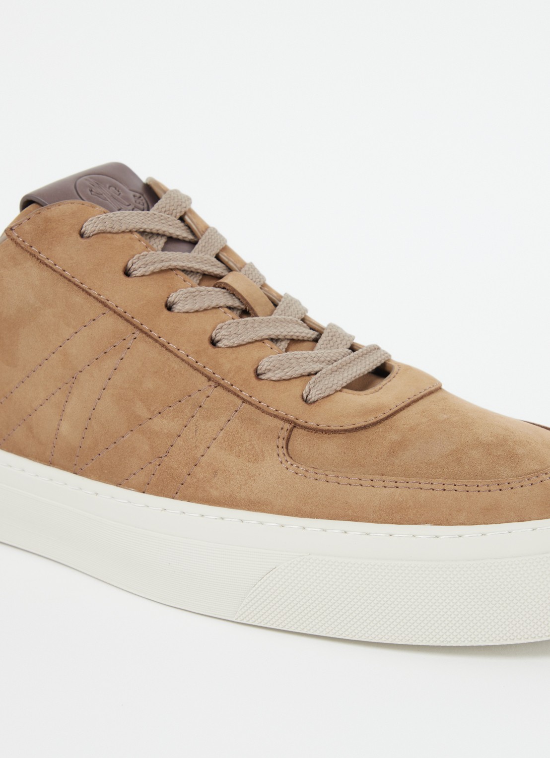 Moncler Monclub sneaker van suède - detail 5 camel