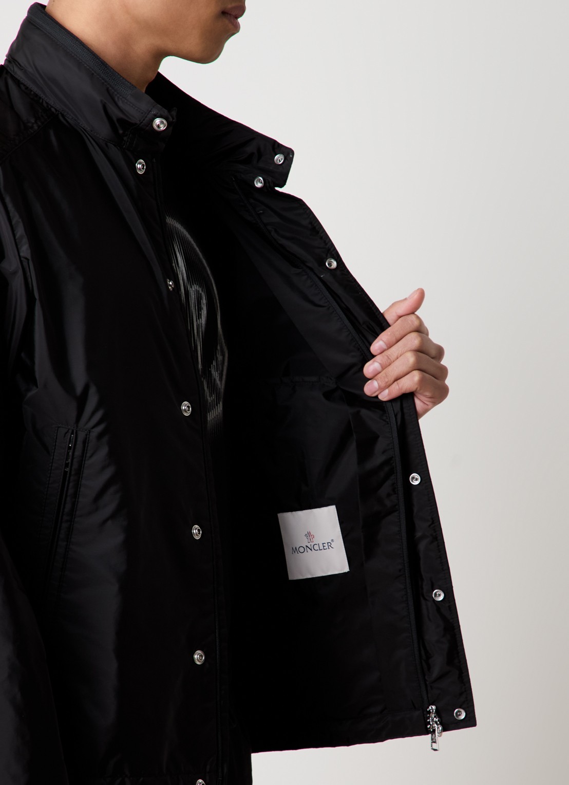 Moncler Montriond windjack met opbergbare capuchon - detail 5 zwart