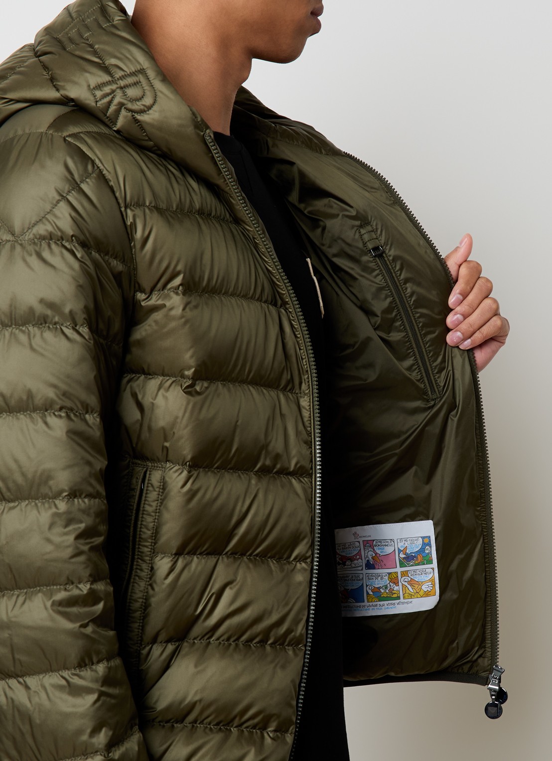 Moncler Najan puffer jack met donsvulling en ritszakken - detail 5 mosgroen