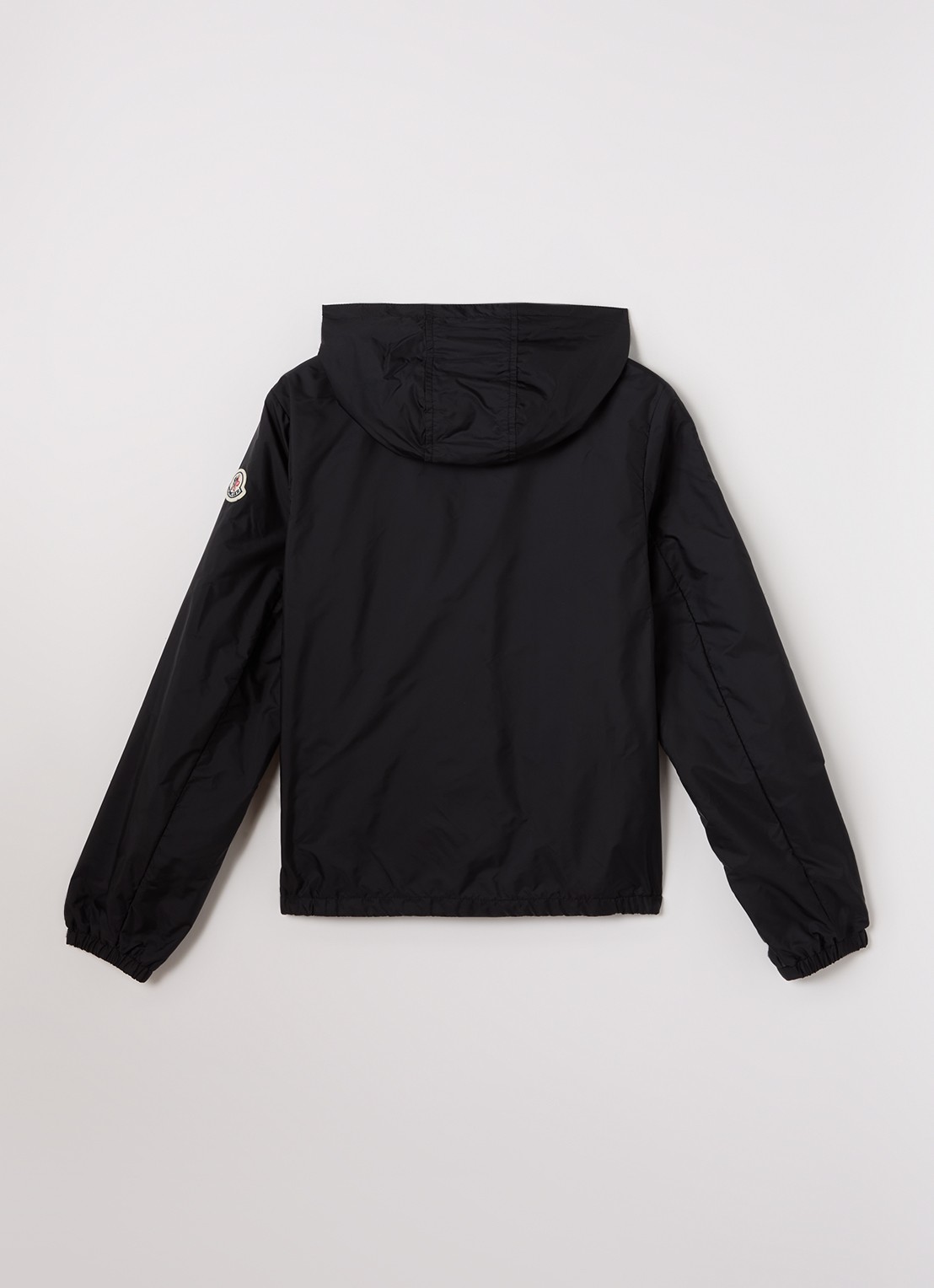 Moncler New Urville regenjack met capuchon - achterkant zwart