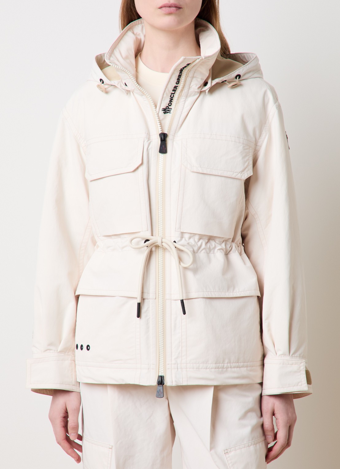 Moncler Nimba parka met donsvulling en trekkoord - detail creme