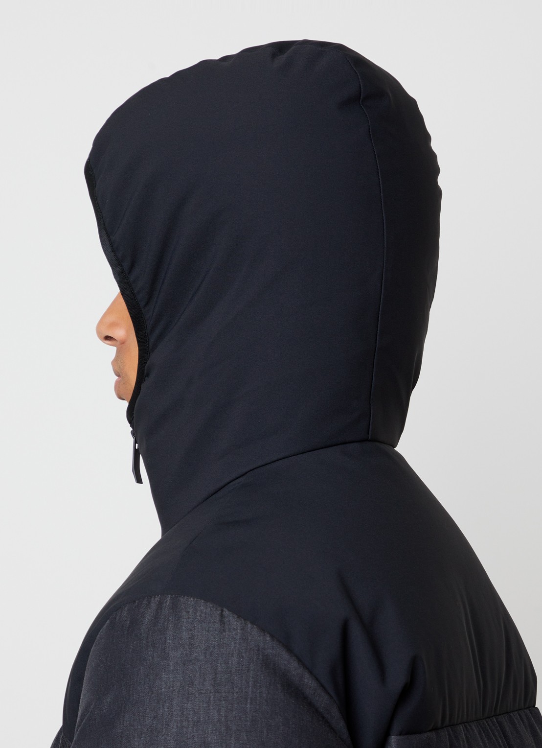 Moncler Oulojoki gewatteerd puffer jack met donsvulling en steekzakken - detail 5 donkerblauw