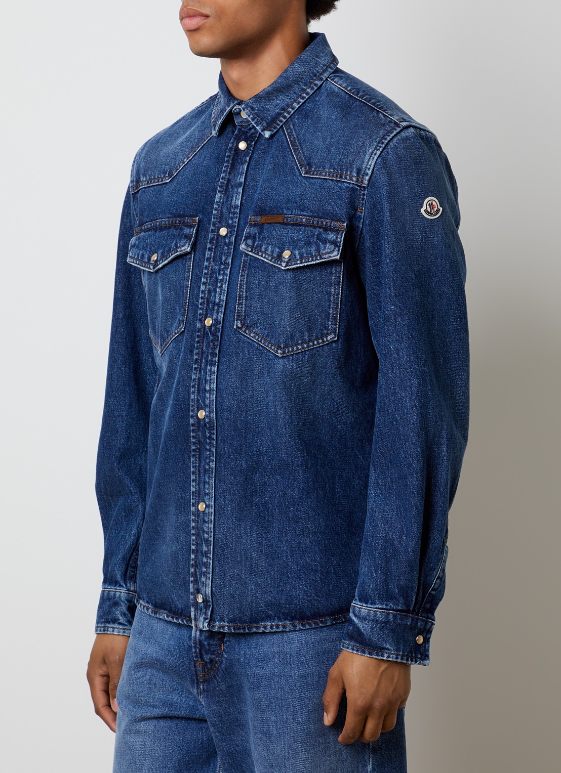 Moncler Overshirt van denim met borstzakken - detail indigo