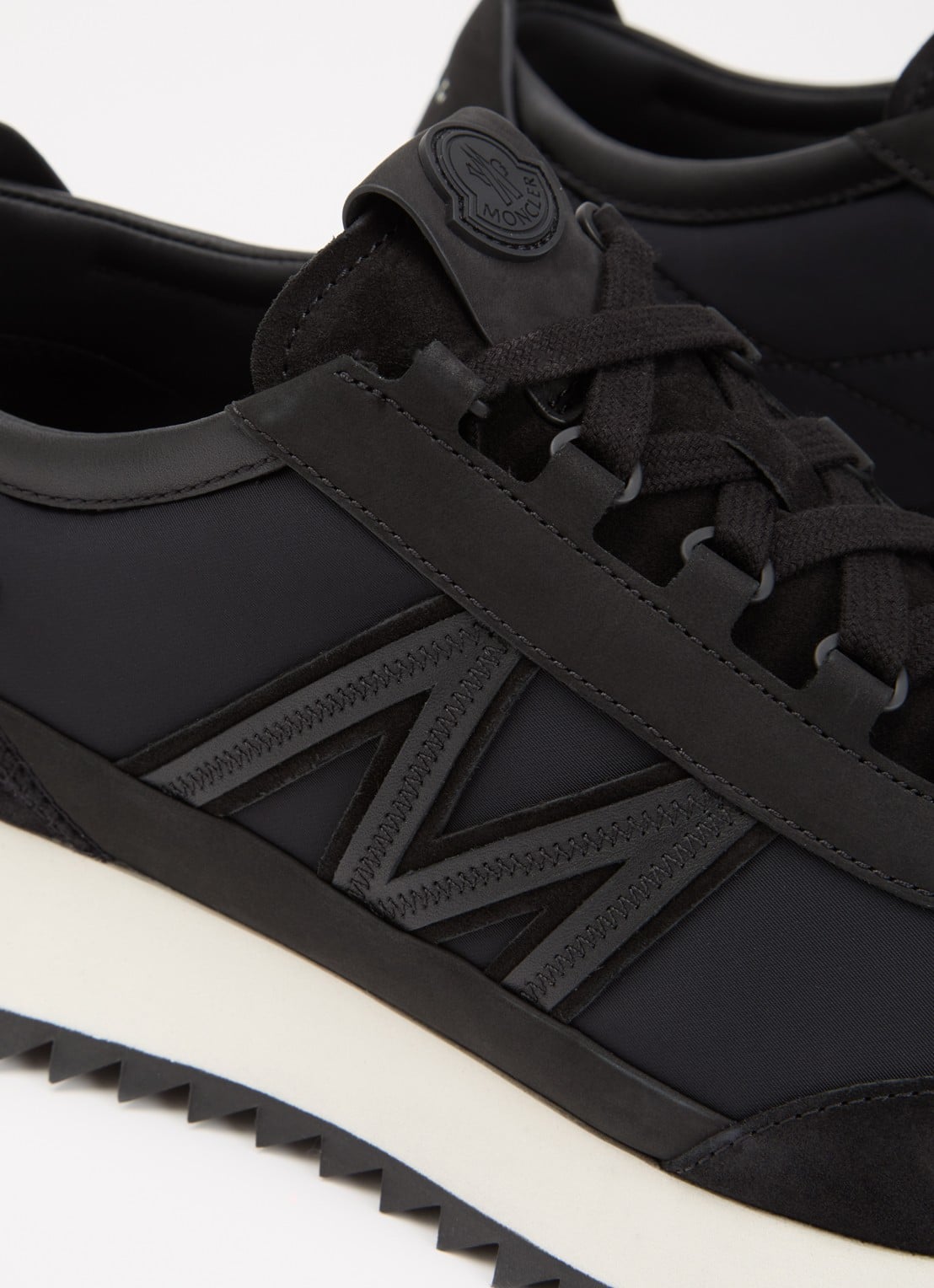Moncler Pacey2 sneaker met suède details en logo - detail 6 zwart