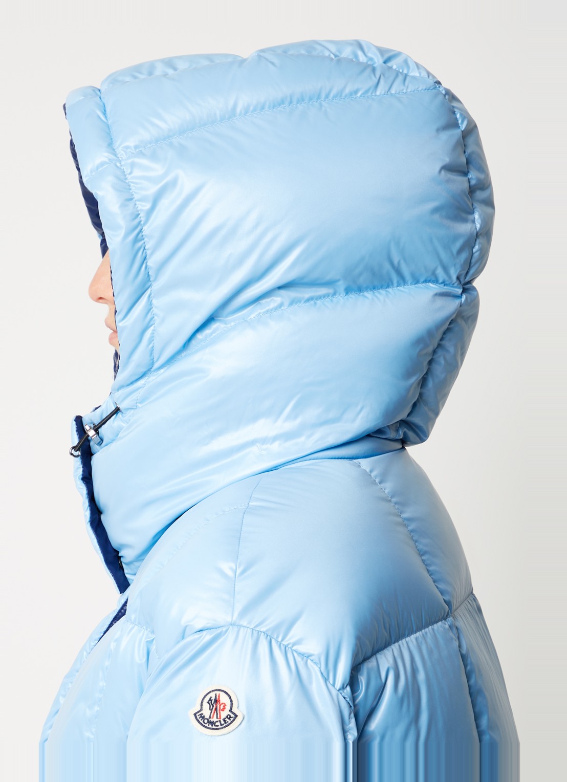 Moncler Parana puffer jack met donsvulling en afneembare capuchon - detail 3 lichtblauw
