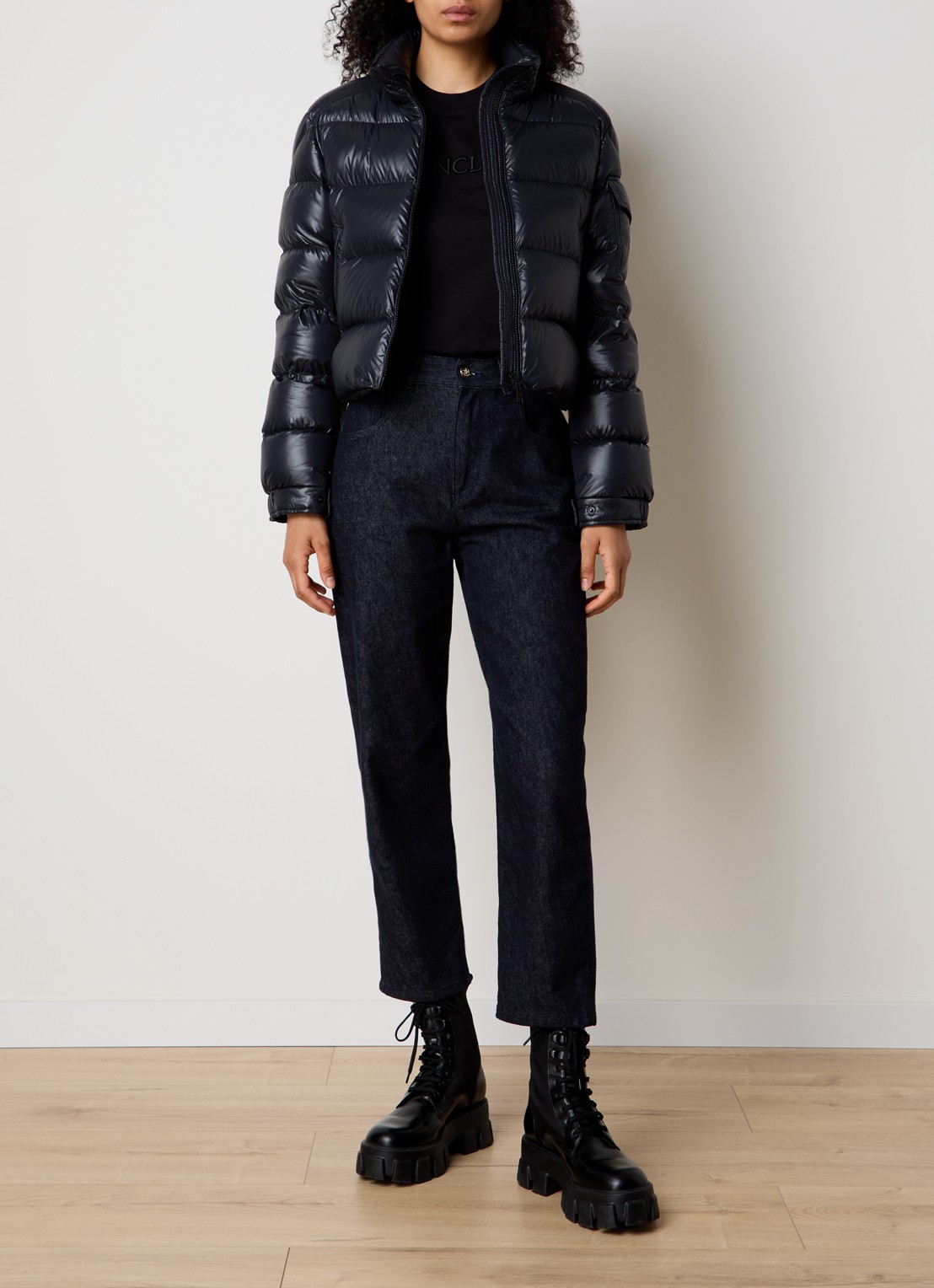 Moncler Petra gewatteerd jack met donsvulling en logo - voorkant 6 zwart