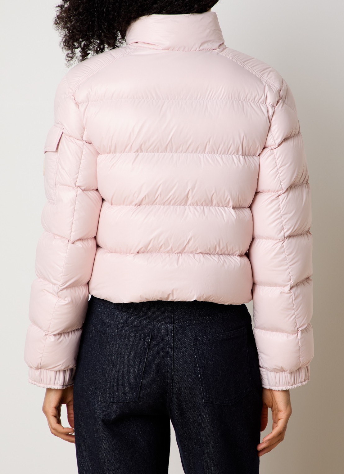 Moncler Petra gewatteerd jack met donsvulling en logo - achterkant fuchsia