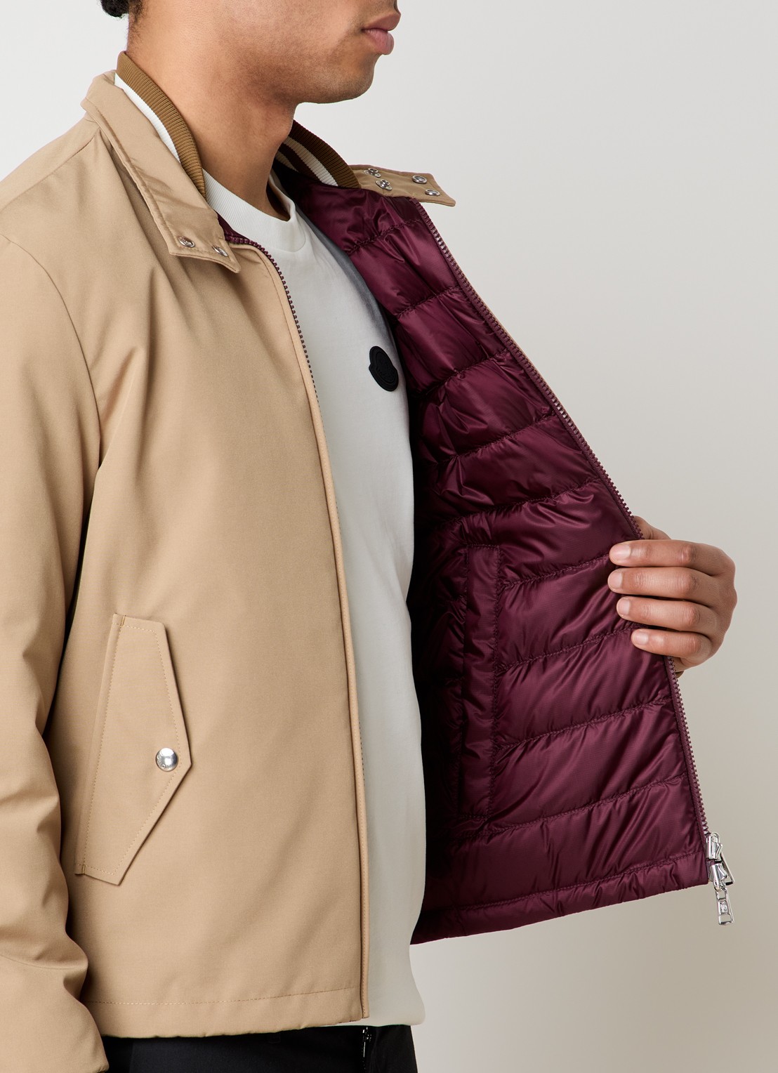 Moncler Prieure reversible bomberjack met opstaande kraag - detail 2 camel