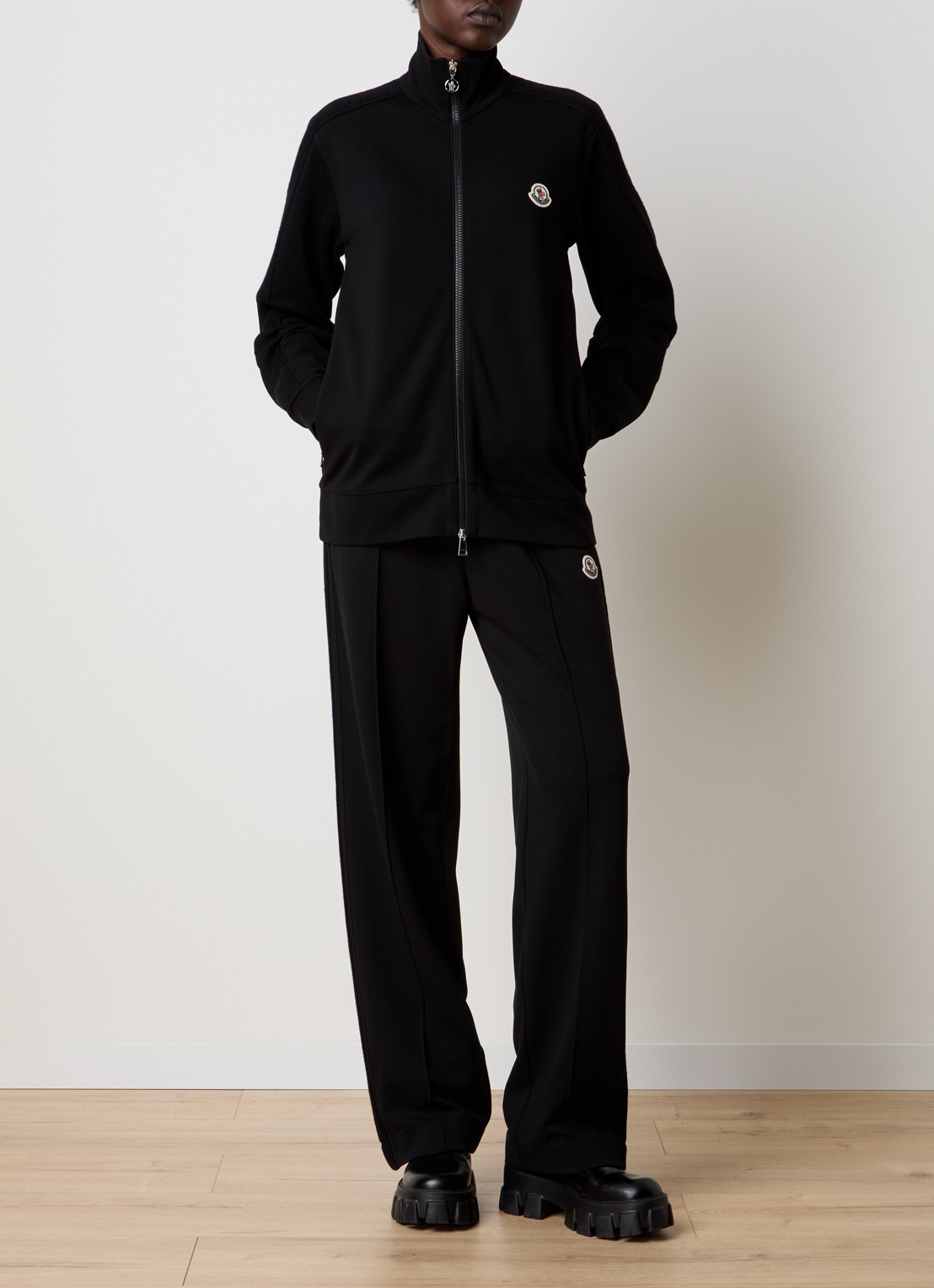 Moncler Punto Milano sweatvest met ritszakken en logo - voorkant 3 zwart