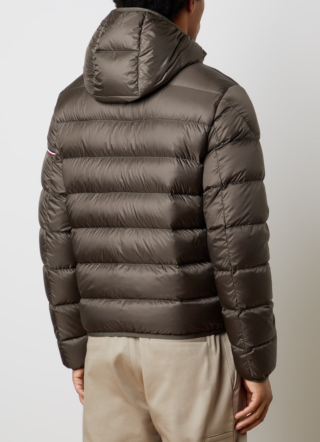 Moncler Ravenlock puffer jack met donsvulling en afneembare capuchon - achterkant 4 bronsgroen