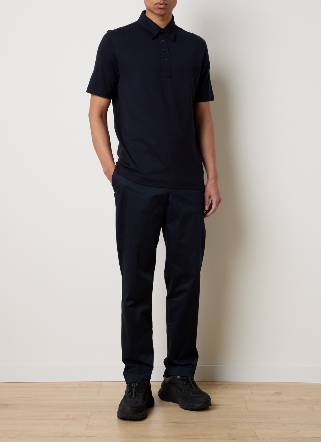 Moncler Regular fit polo  met logo - voorkant 2 donkerblauw