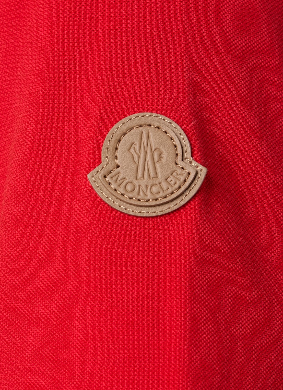 Moncler Regular fit polo van piqué katoen met borstzak - detail rood