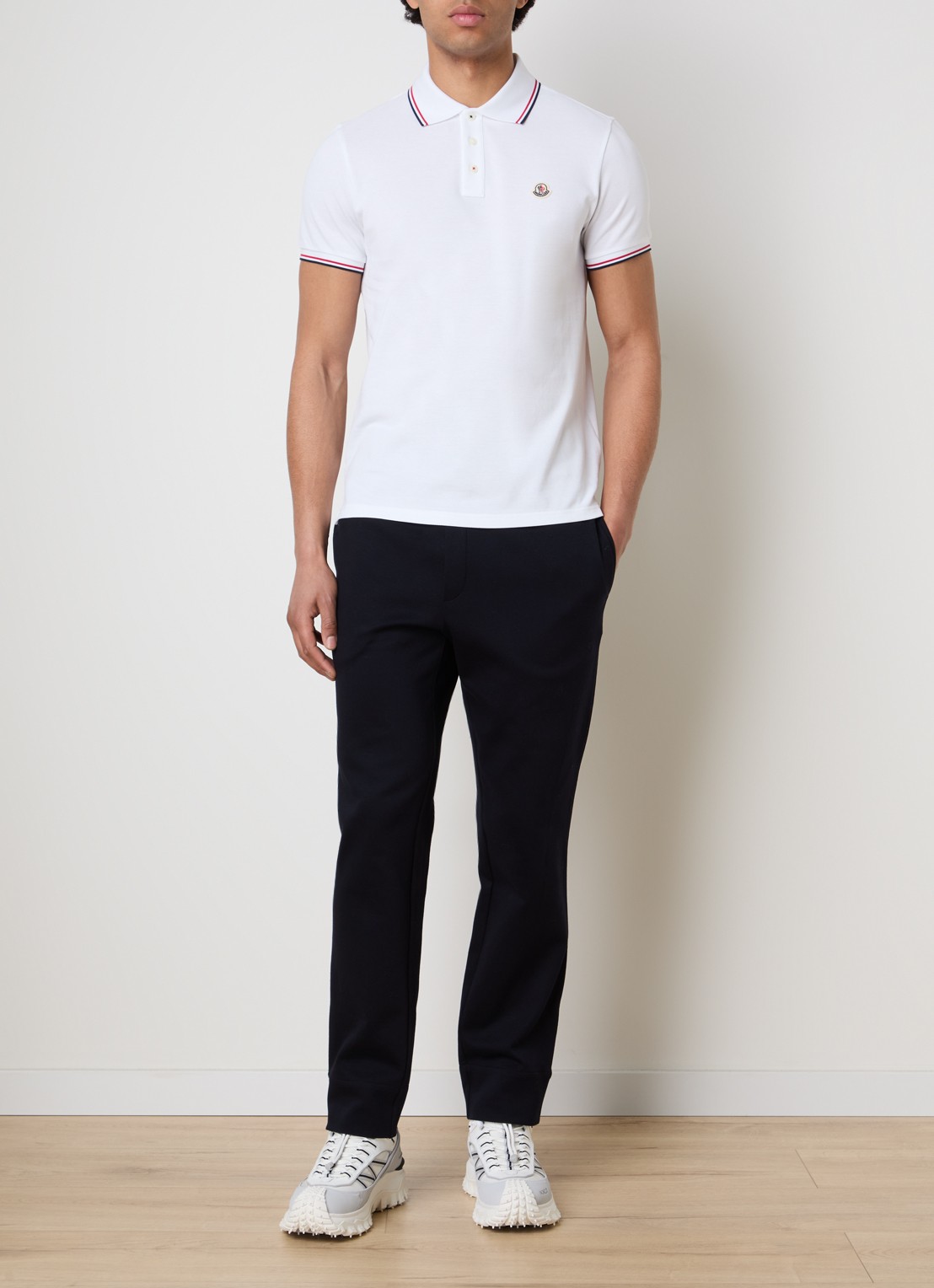 Moncler Regular fit polo van piqué katoen met logo - voorkant 3 wit