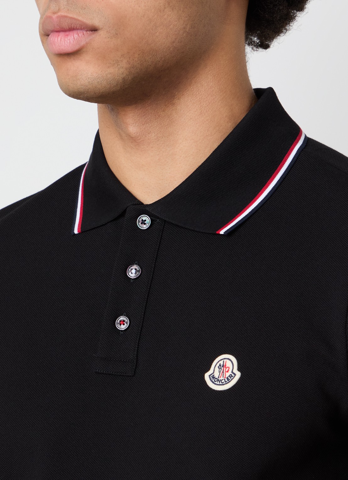 Moncler Regular fit polo van piqué katoen met logo - detail 5 zwart