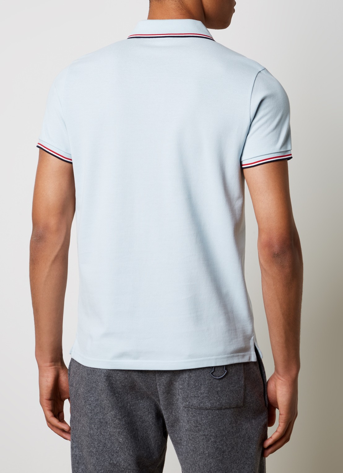 Moncler Regular fit polo van piqué katoen met logoborduring - achterkant lichtblauw