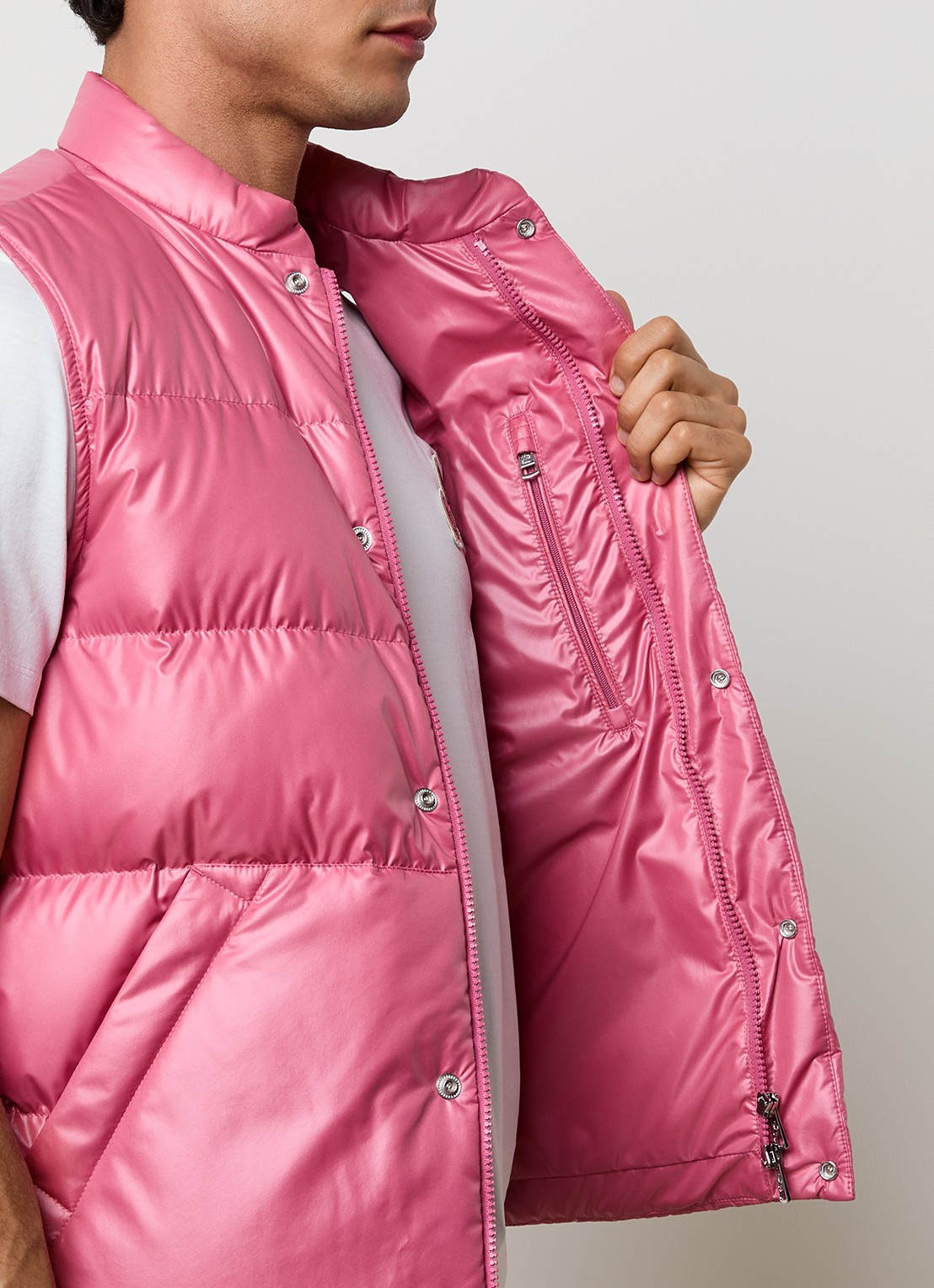 Moncler Restigo gewatteerde bodywarmer met donsvulling - detail 4 donkerroze