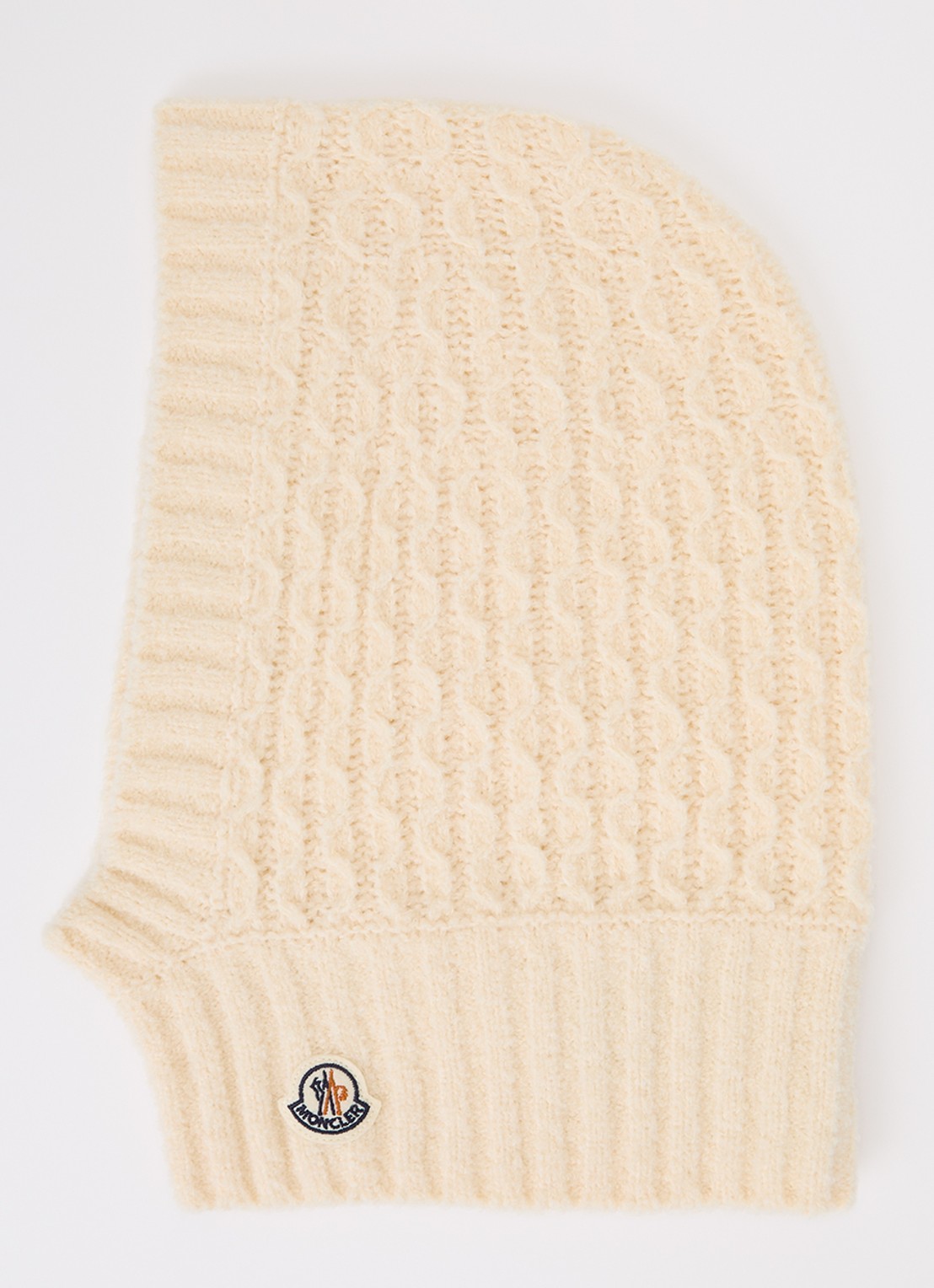 Moncler Ribgebreide balaclava in scheerwolblend met logo - voorkant creme