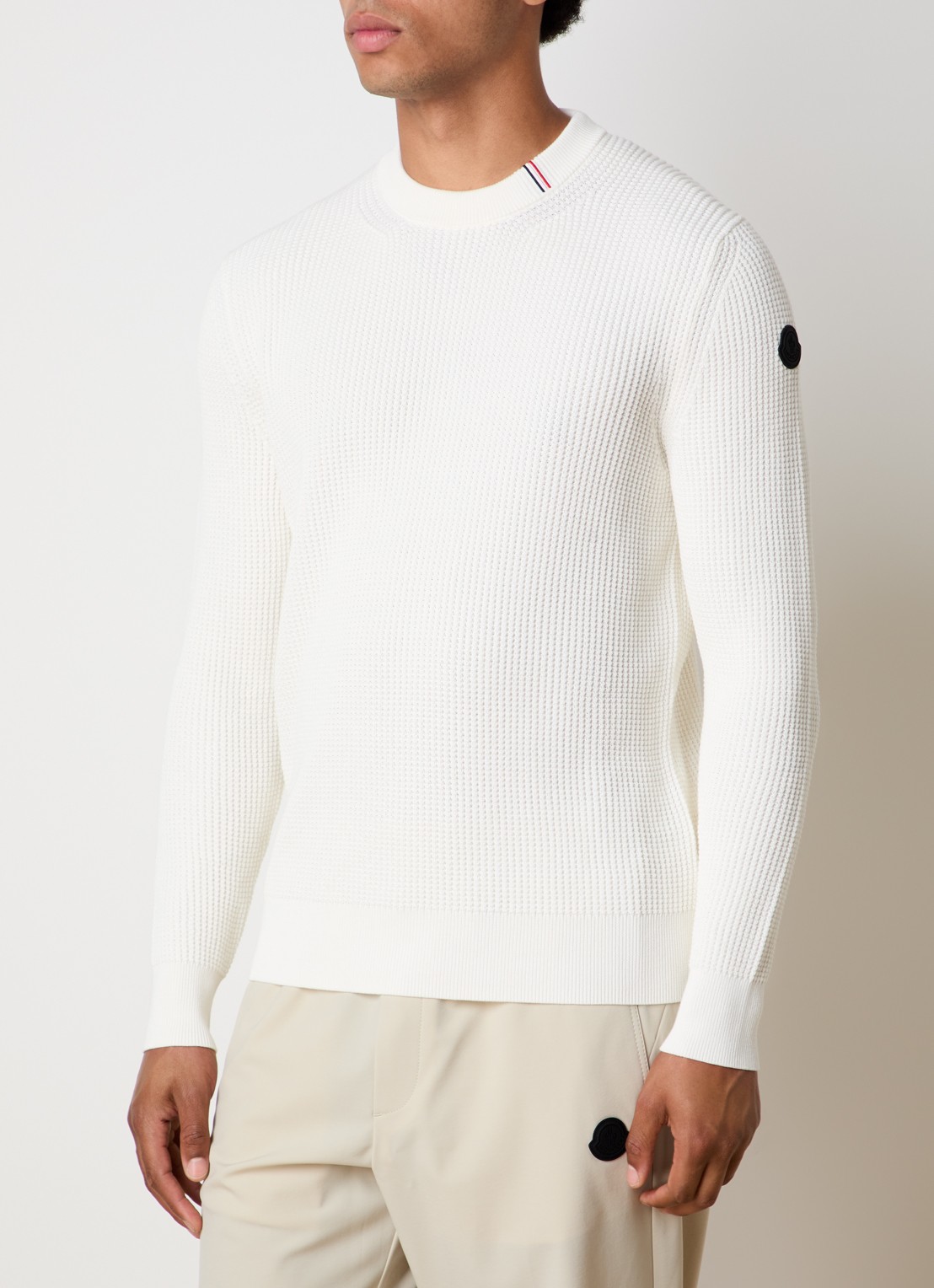 Moncler Ribgebreide trui met logo - detail 4 gebroken wit