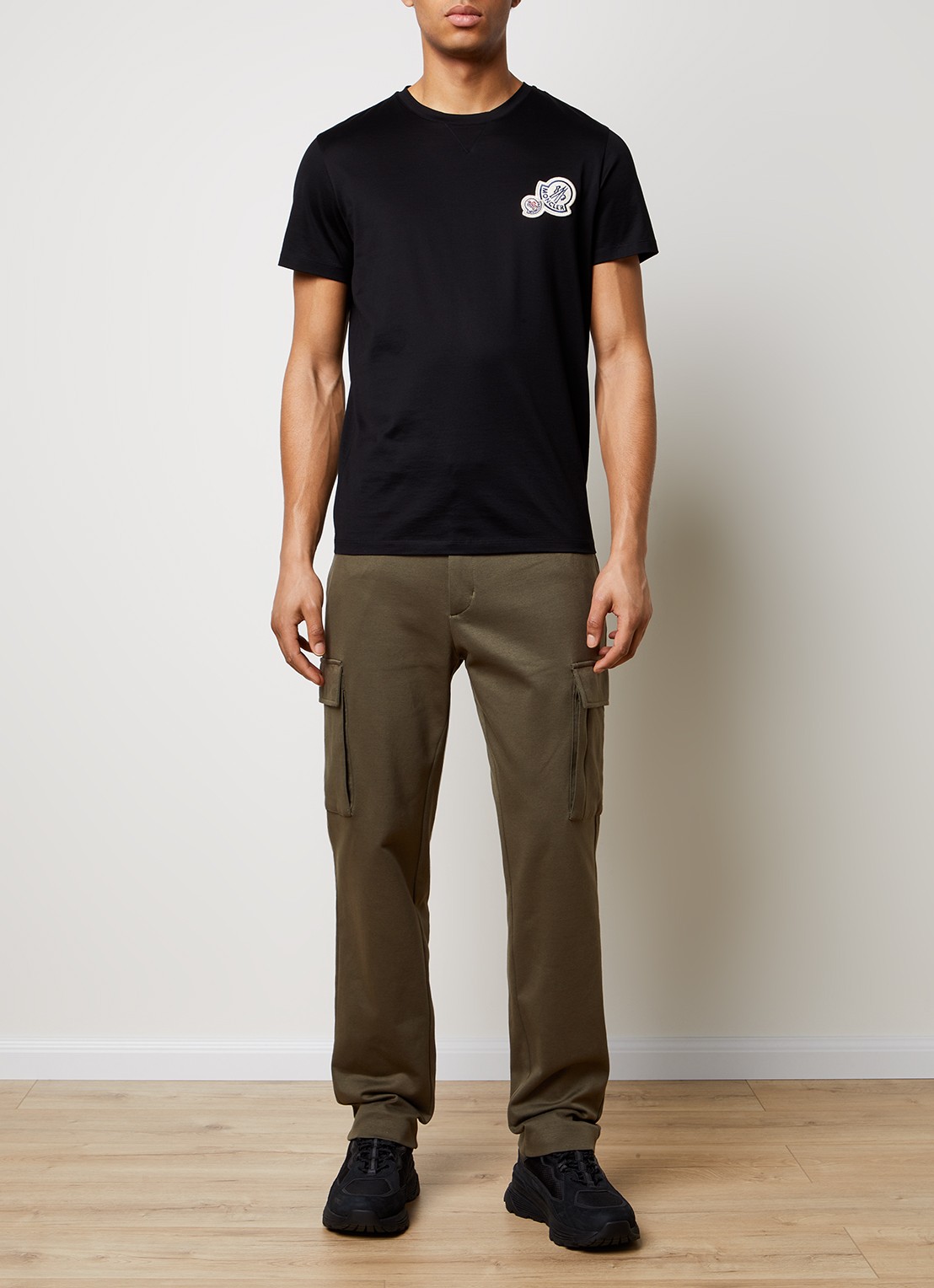 Moncler Slim fit cargobroek met klepzakken - voorkant 6 bronsgroen