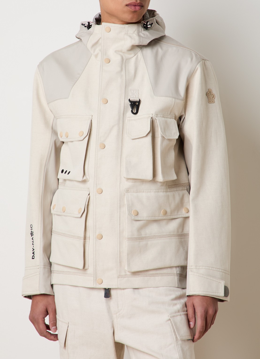 Moncler Spur windjack in linnenblend met klepzakken - detail 4 beige