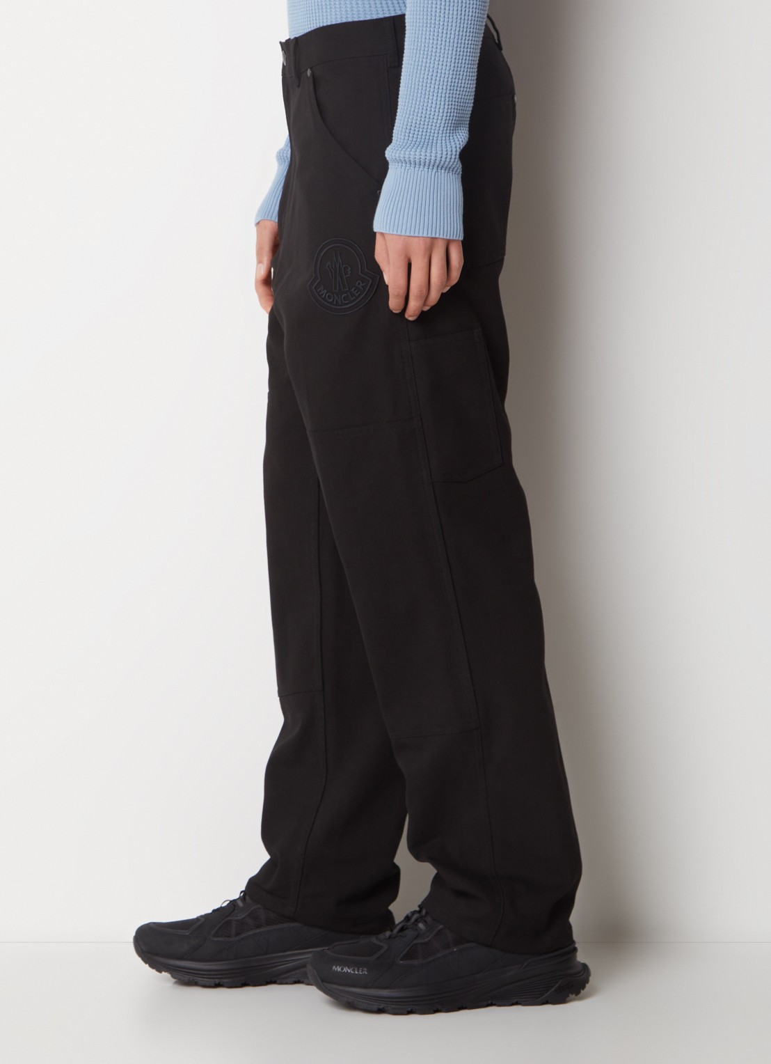 Moncler Straight fit broek met logoborduring  - detail 3 zwart