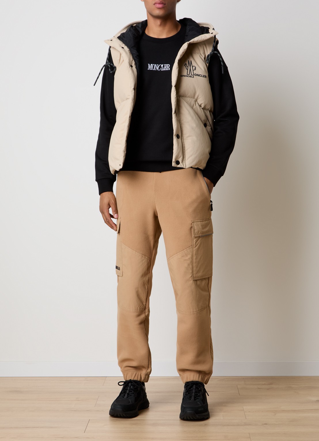 Moncler Straight fit joggingbroek van fleece - voorkant 3 camel