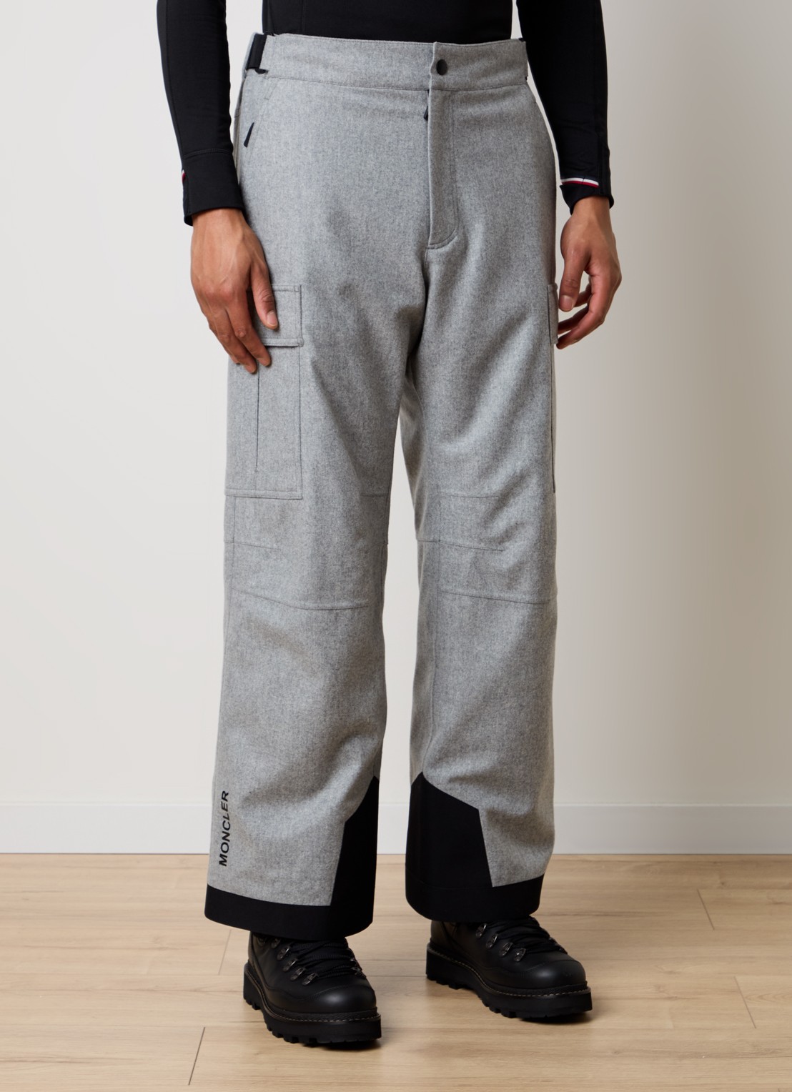 Moncler Straight fit ski-broek van scheerwol met klepzakken - detail 3 grijsmele