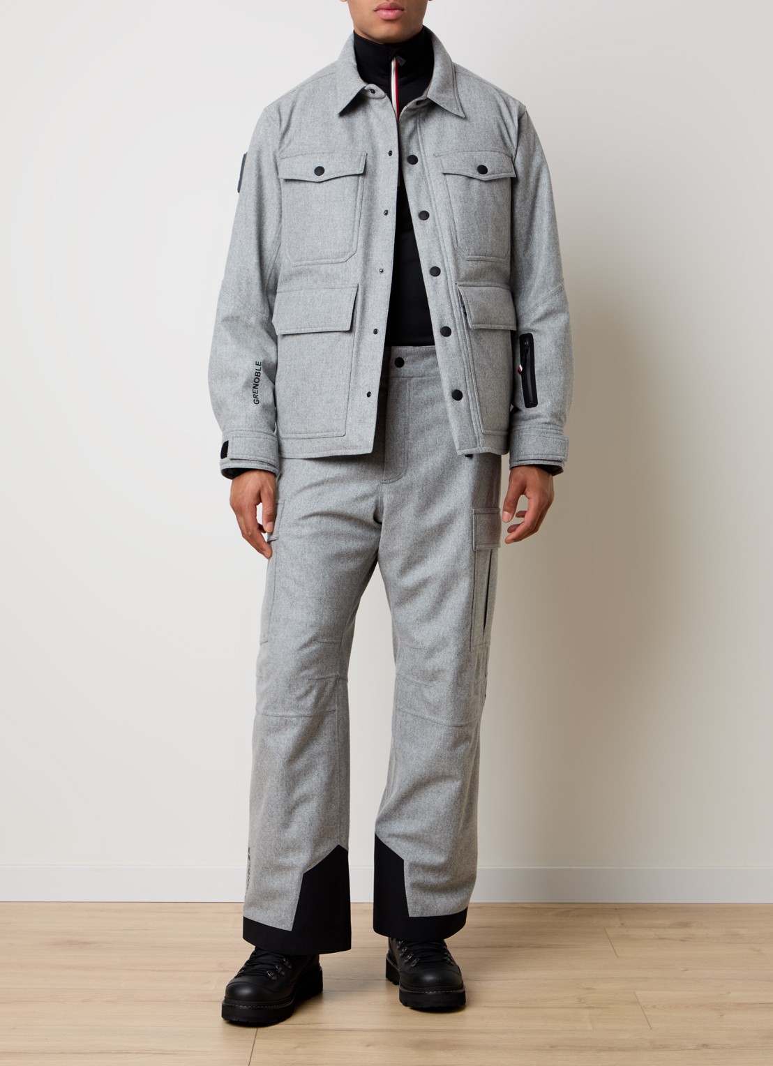 Moncler Straight fit ski-broek van scheerwol met klepzakken - voorkant 2 grijsmele