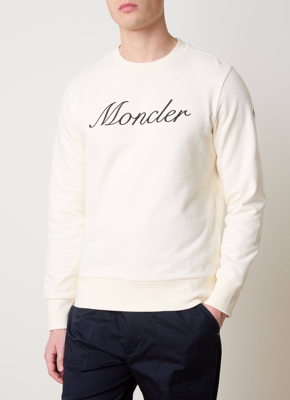 Moncler Sweater met logoborduring - detail gebroken wit