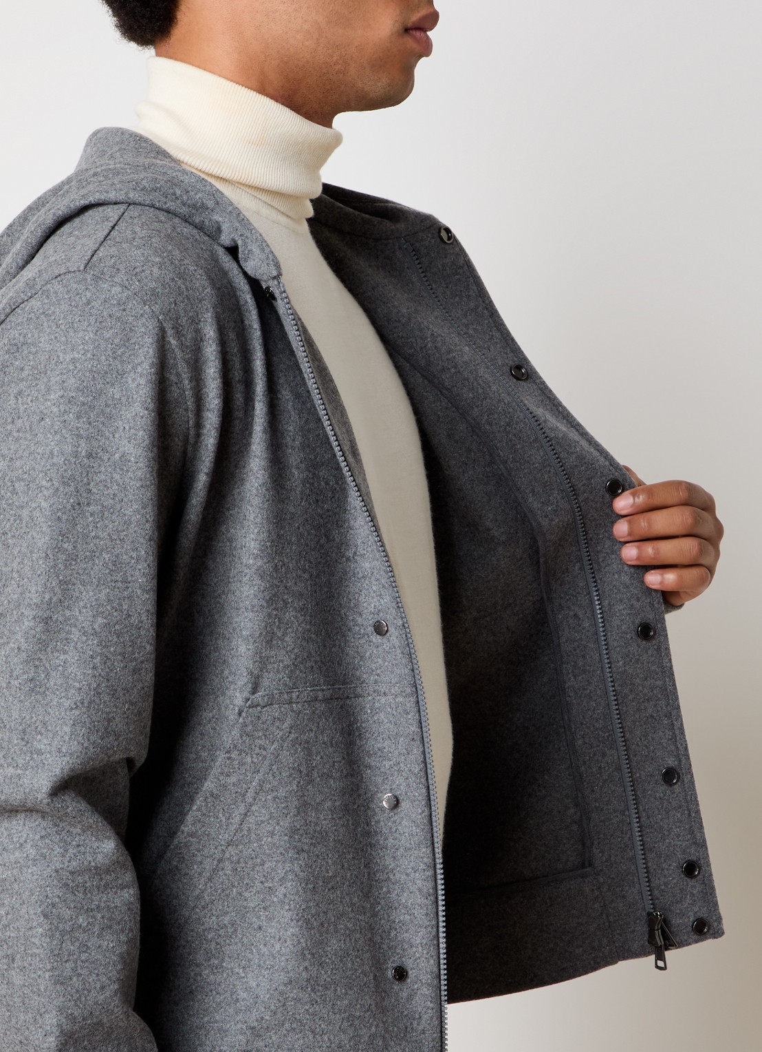 Moncler Sweatvest in scheerwolblend met capuchon - detail 4 grijsmele