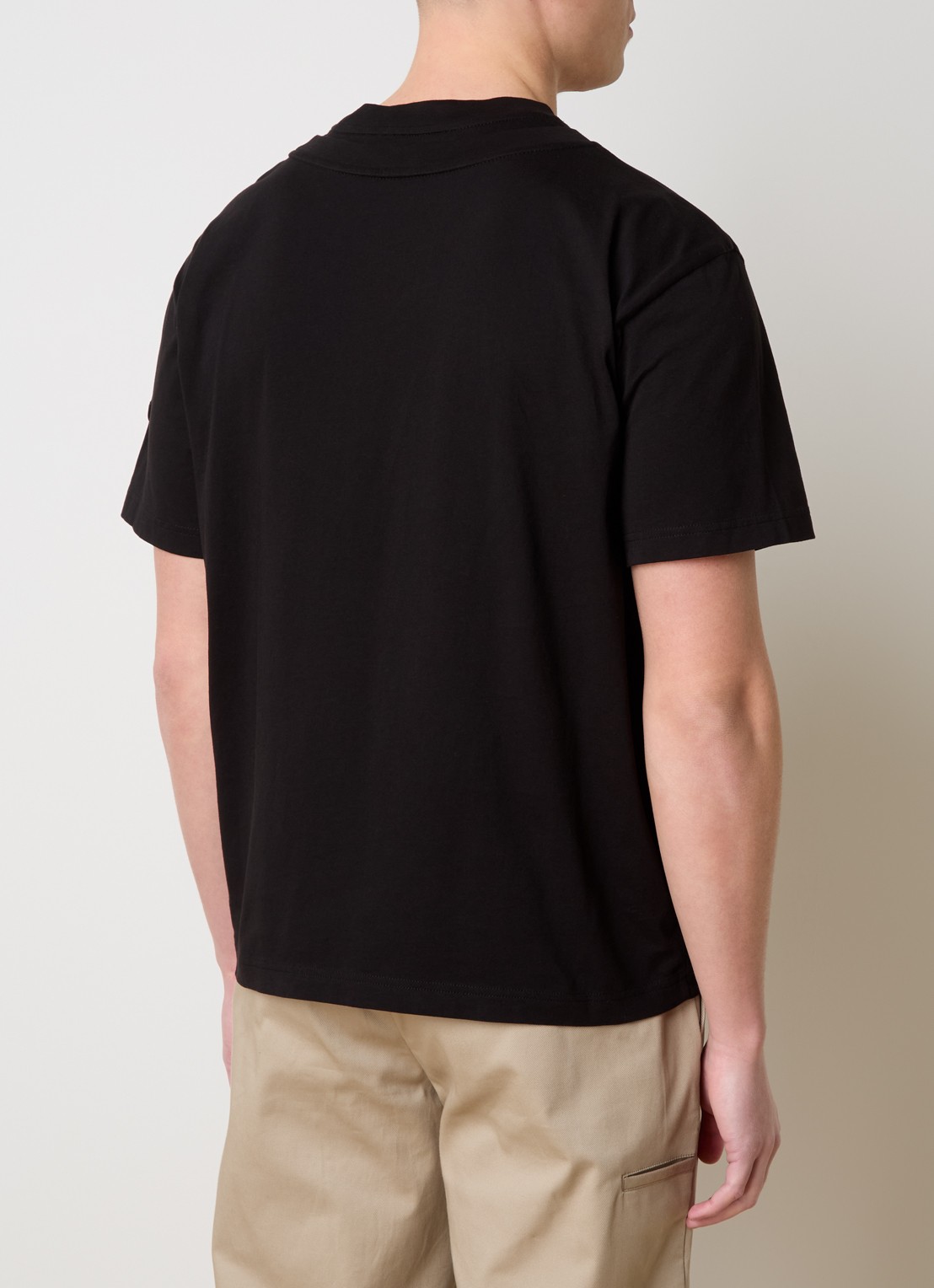 Moncler T-shirt met logo - achterkant 3 zwart