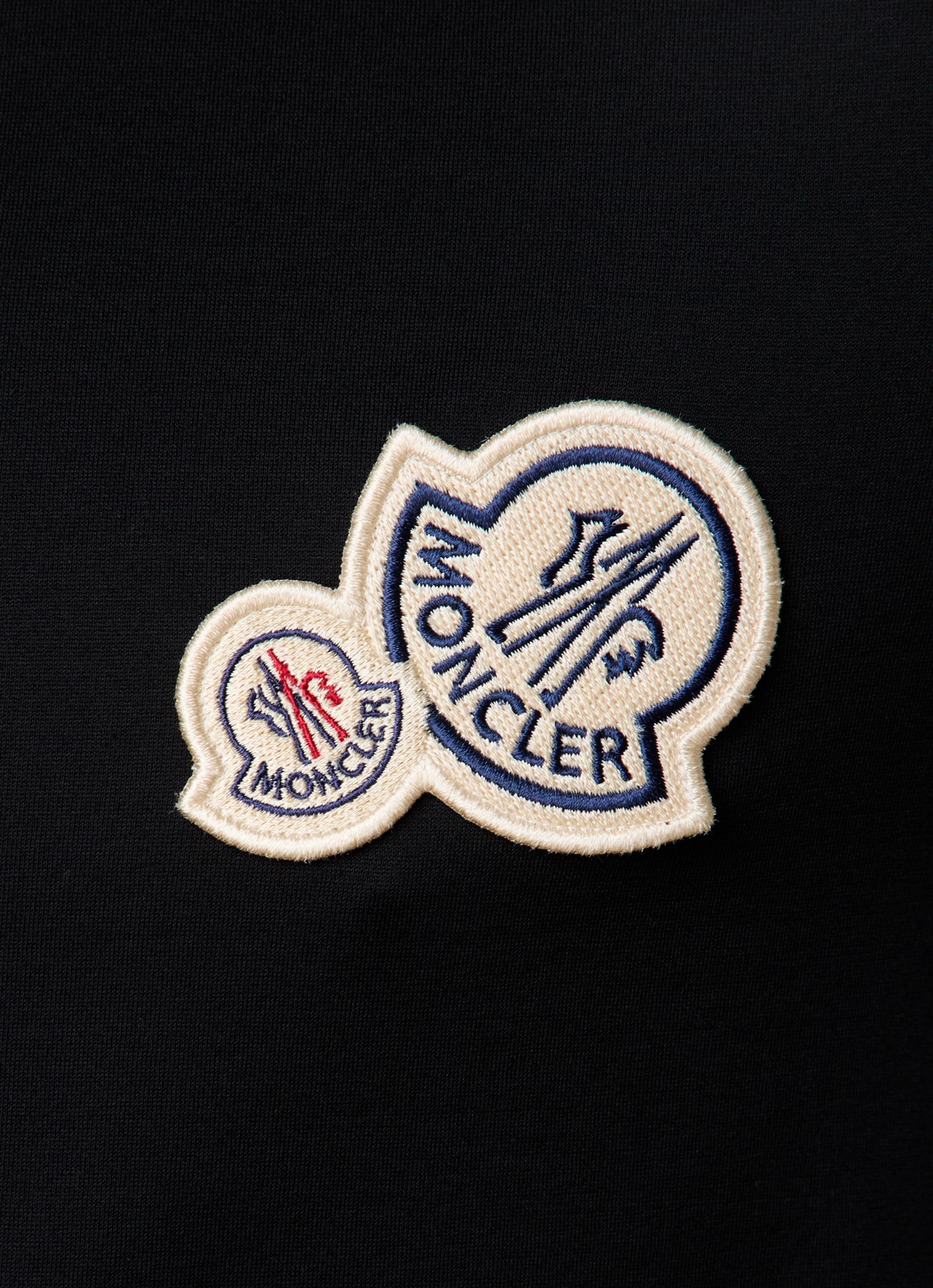 Moncler T-shirt met logo - detail 2 zwart