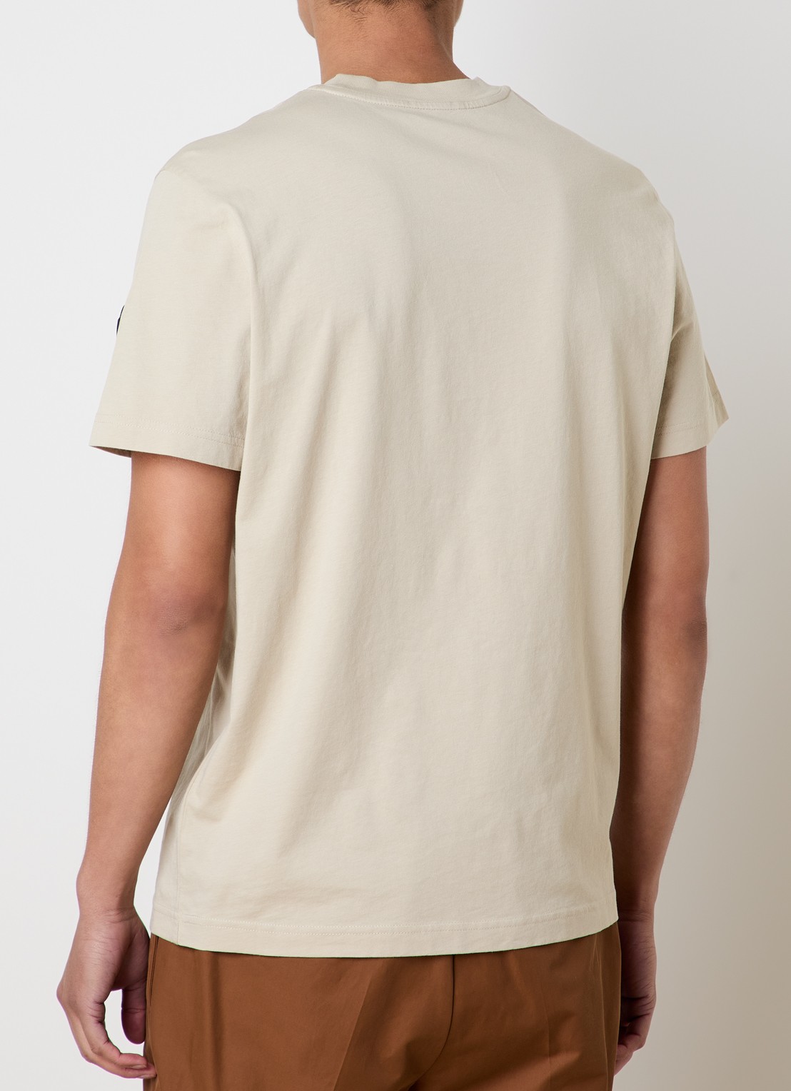 Moncler T-shirt met logo - achterkant 3 beige