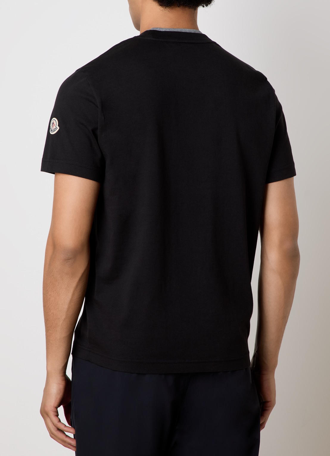 Moncler T-shirt met logoborduring - achterkant zwart