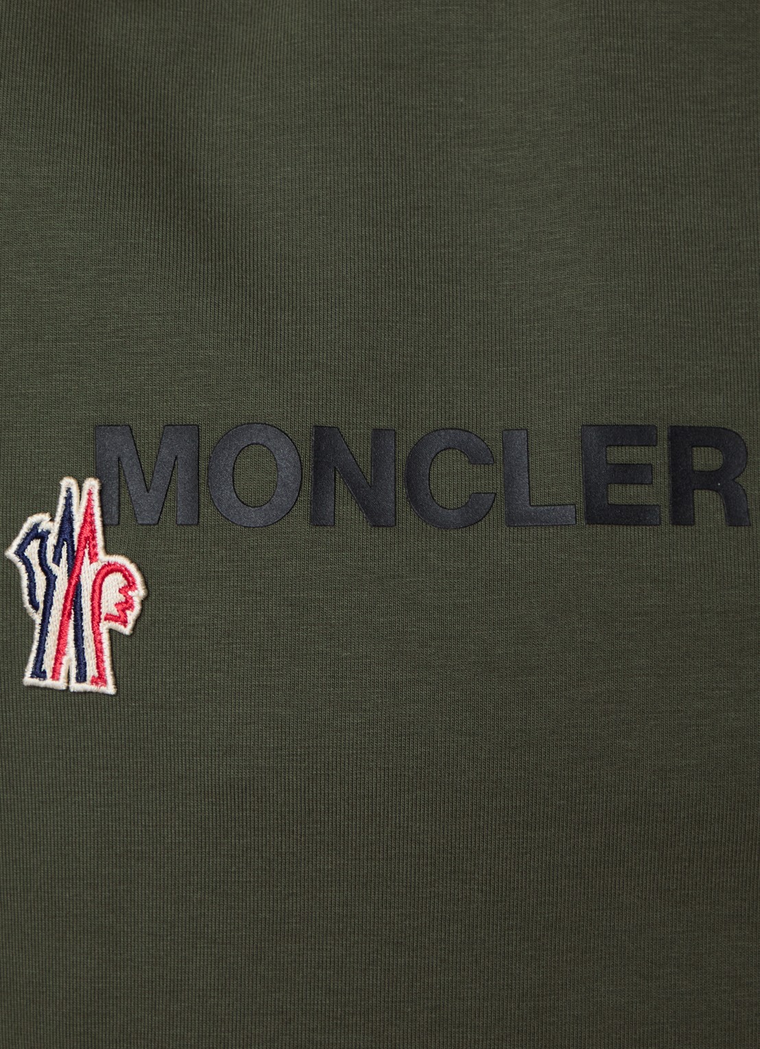 Moncler T-shirt met logoprint - detail 2 legergroen