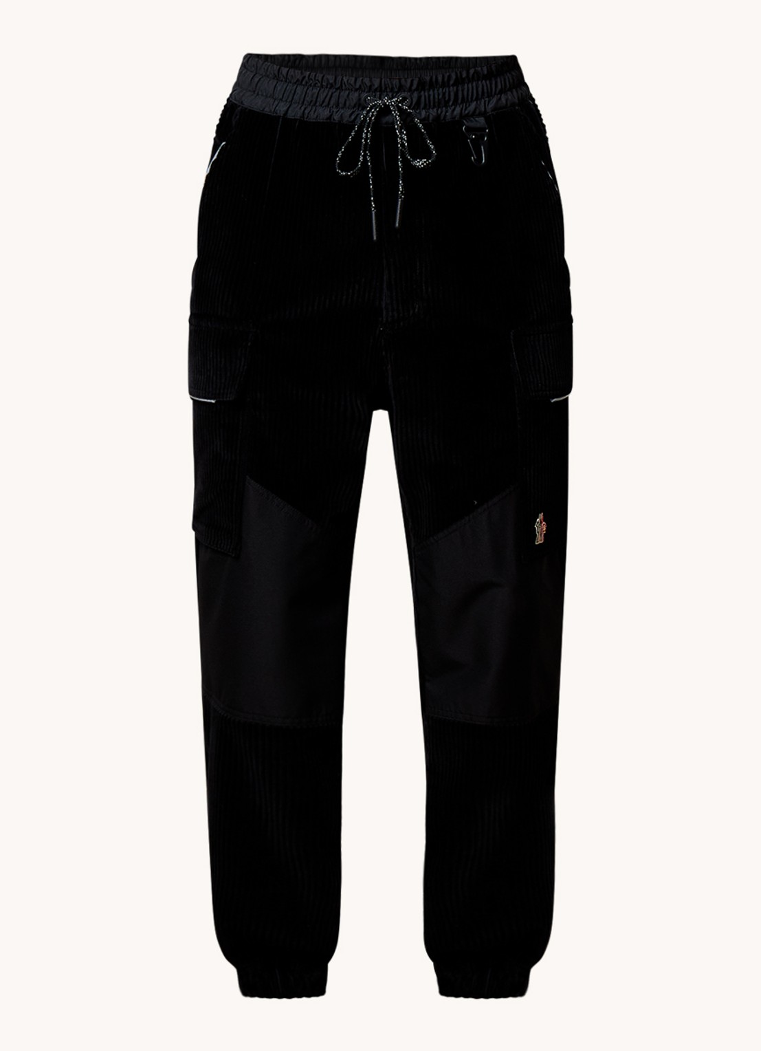 Moncler Tapered fit cargobroek met logoborduring  - voorkant 2 zwart