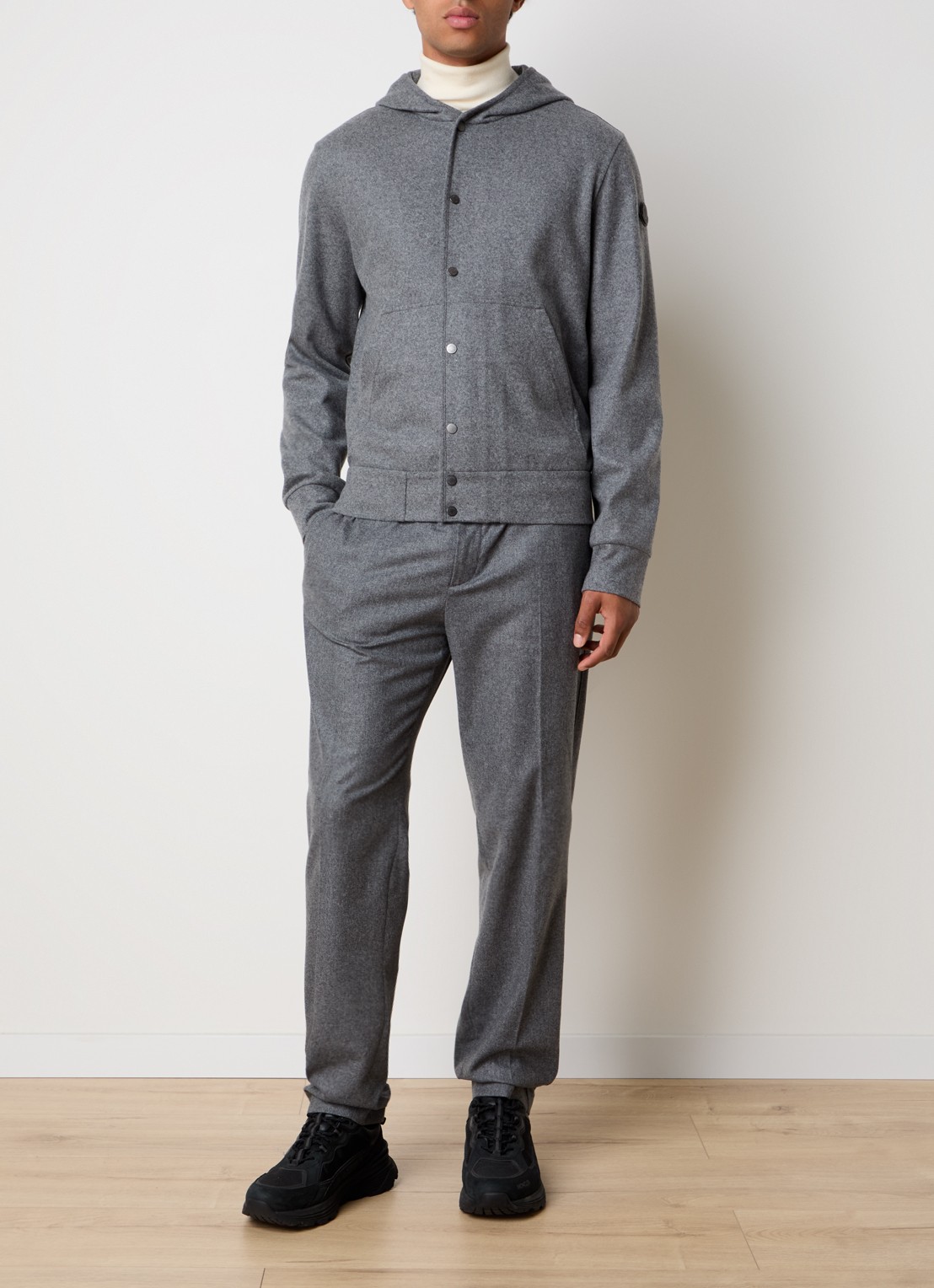 Moncler Tapered fit pantalon in kasjmierblend met trekkoord - voorkant 3 donkergrijs