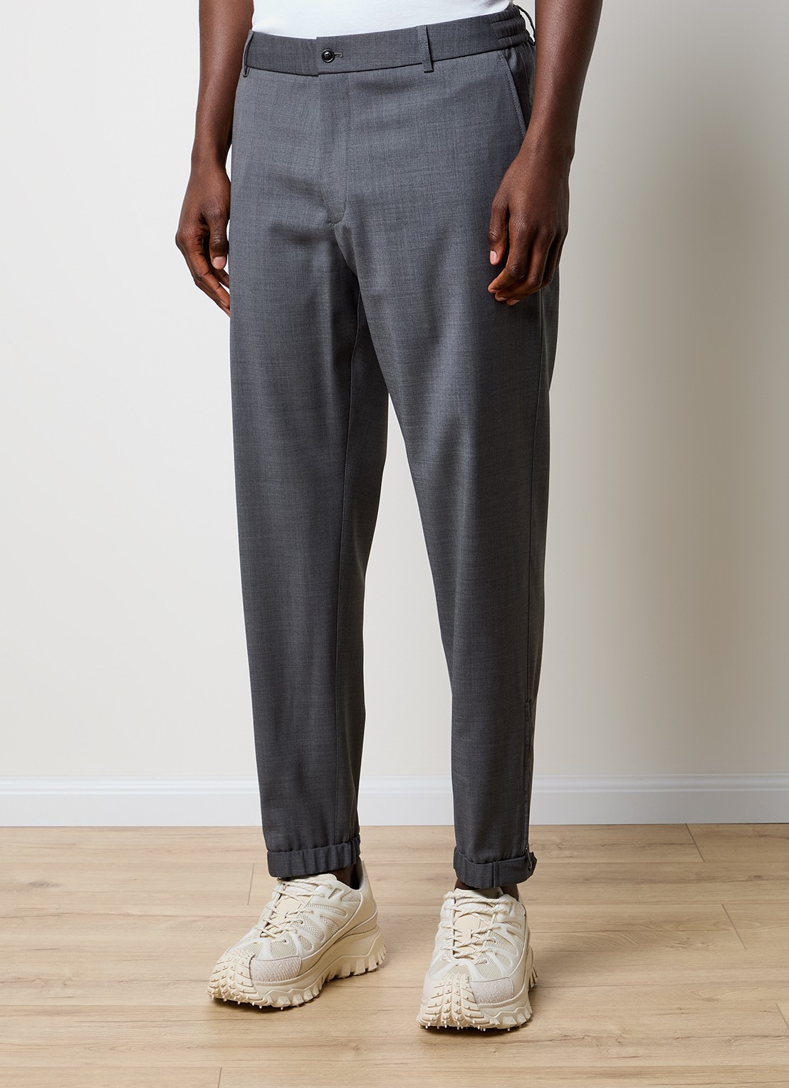 Moncler Tapered fit pantalon van wol - detail 2 grijs