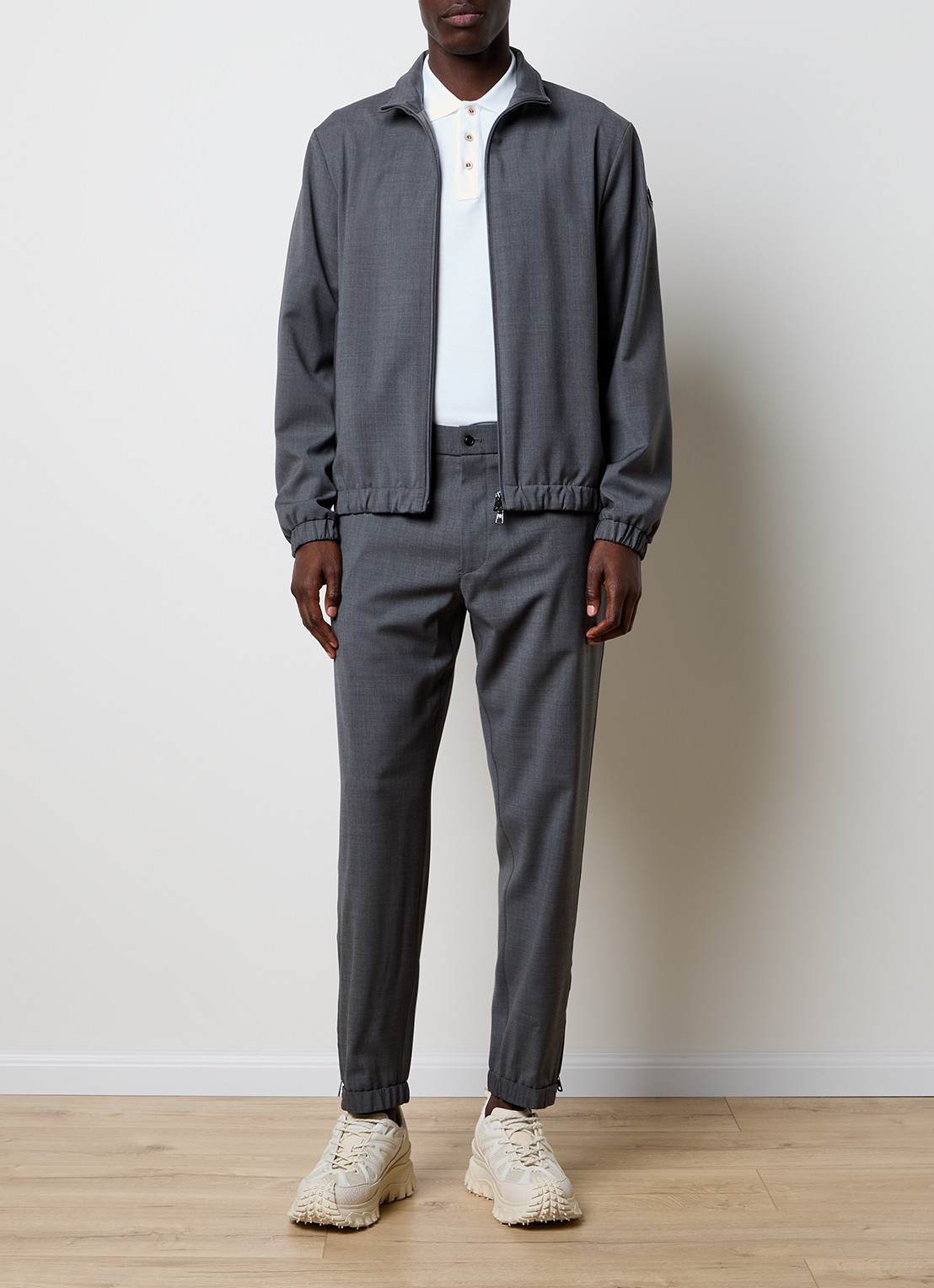 Moncler Tapered fit pantalon van wol - voorkant 6 grijs