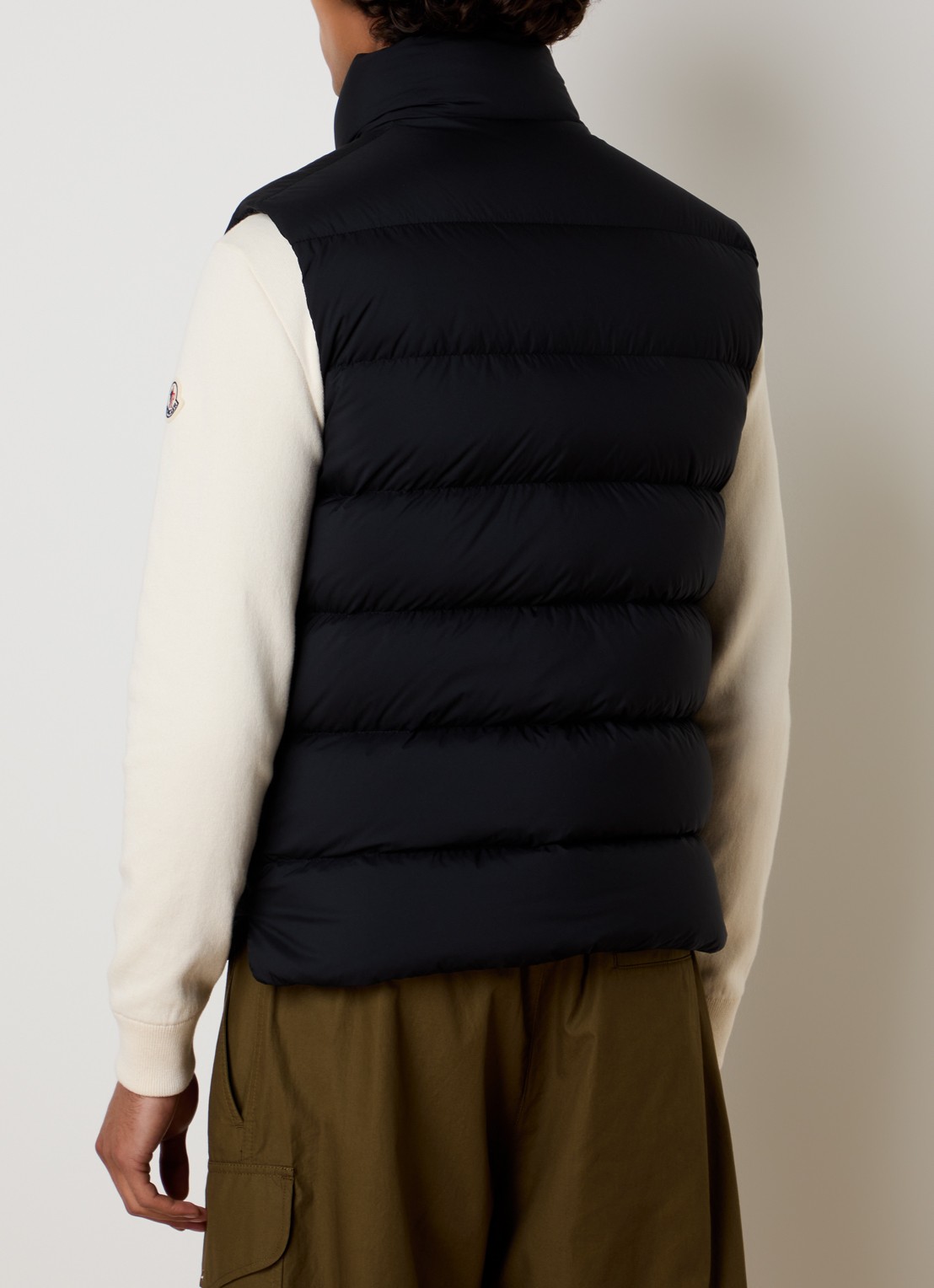 Moncler Tibb gewatteerde bodywarmer met donsvulling en logo - achterkant 3 zwart