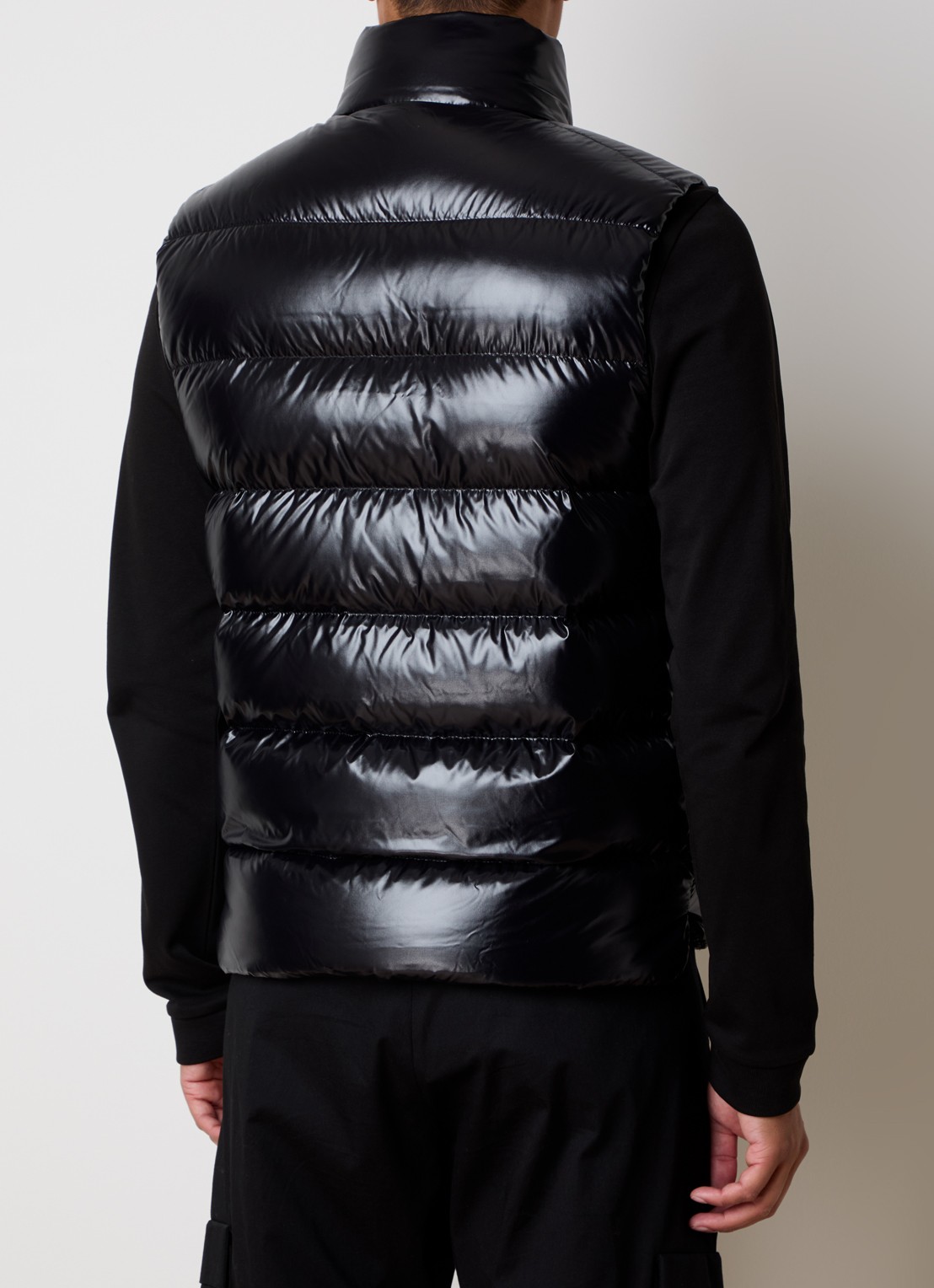 Moncler Tibb gewatteerde bodywarmer met logo - achterkant zwart