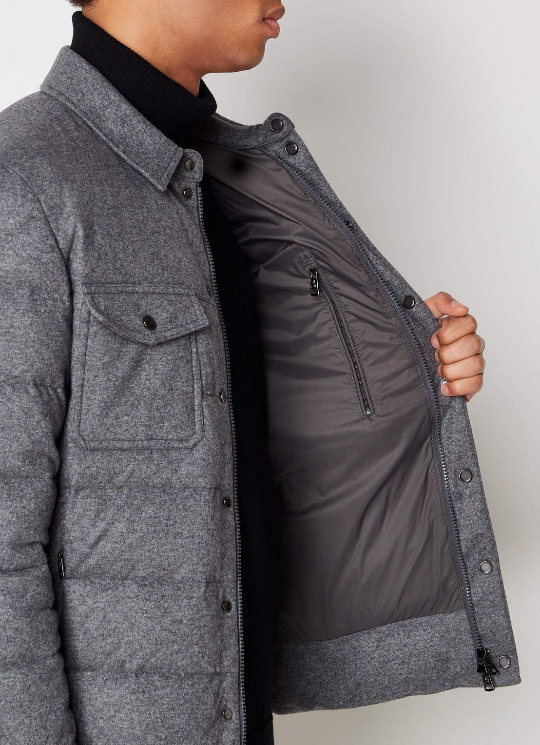 Moncler Todorka gewatteerd jack in kasjmierblend met donsvulling - detail 4 donkergrijs
