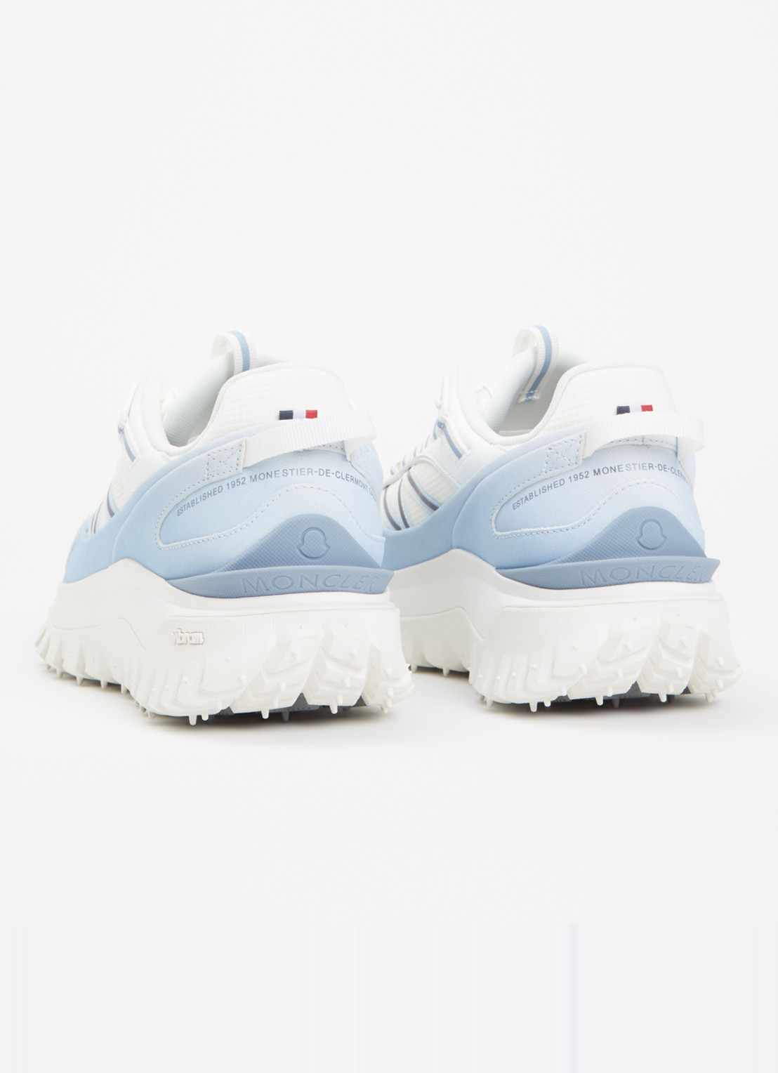 Moncler Trailgrip Gore-Tex sneaker met leren details - achterkant lichtblauw