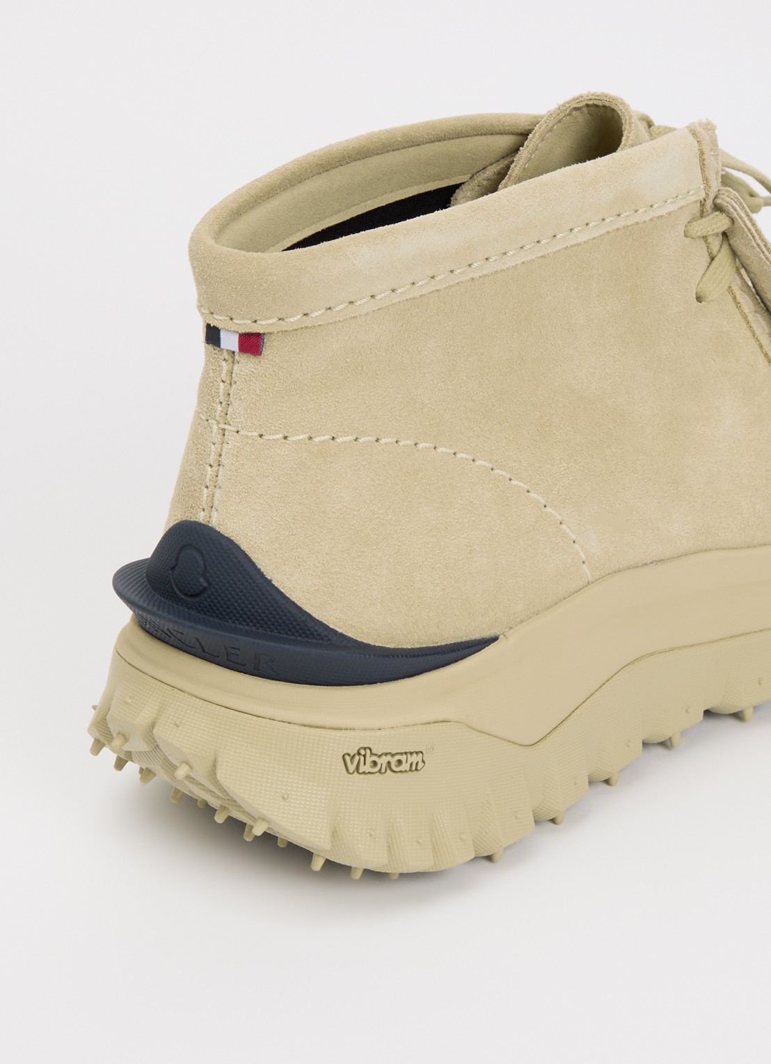Moncler  Trailgrip Wallabee GTX veterboot van suède - detail 4 beige