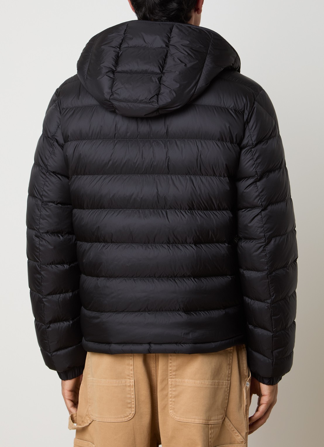 Moncler Verith pufferjack met donsvulling en afneembare capuchon - achterkant 6 zwart