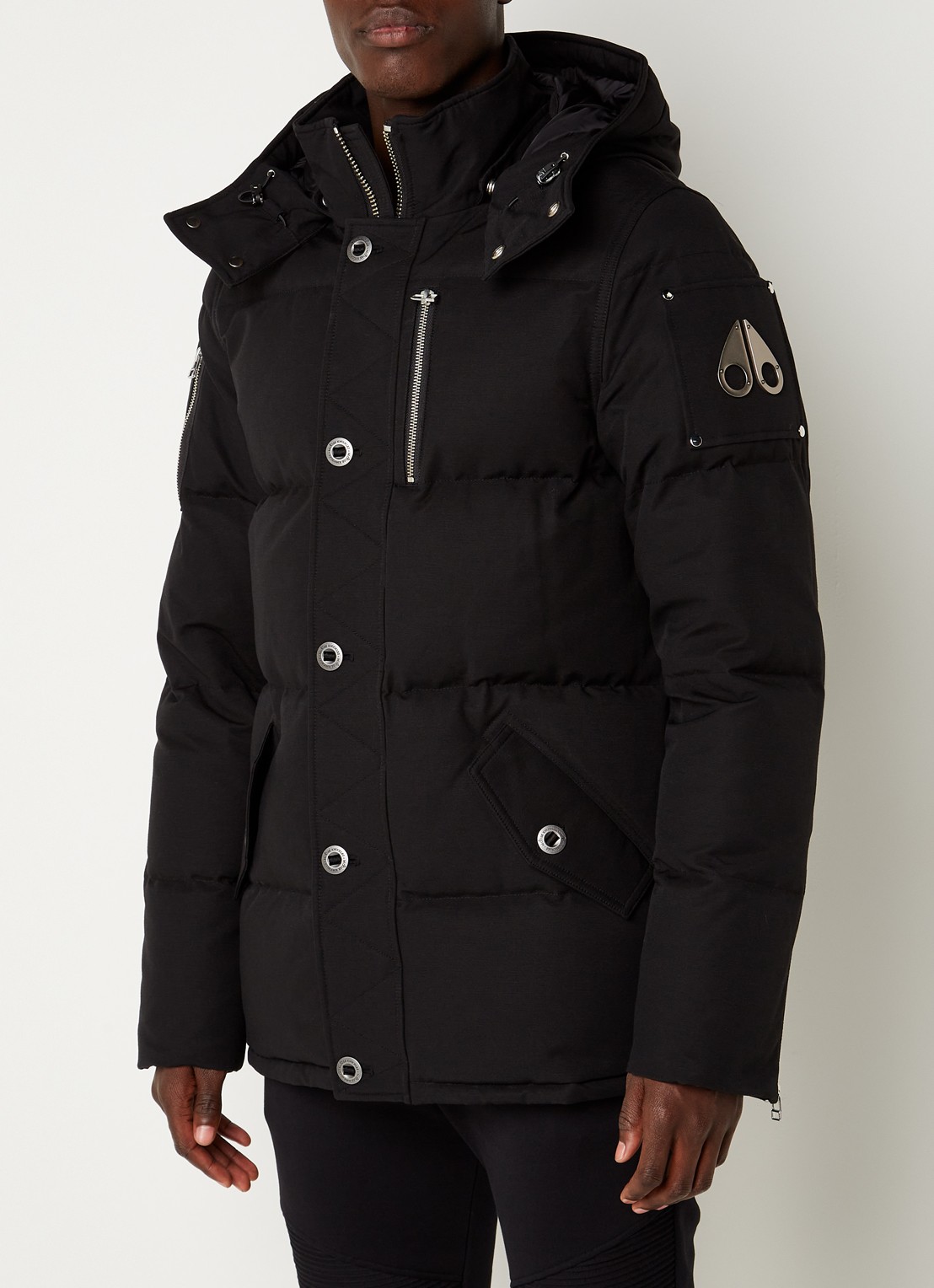 Moose Knuckles Forrestville puffer jack met donsvulling en afneembare capuchon - detail 4 zwart