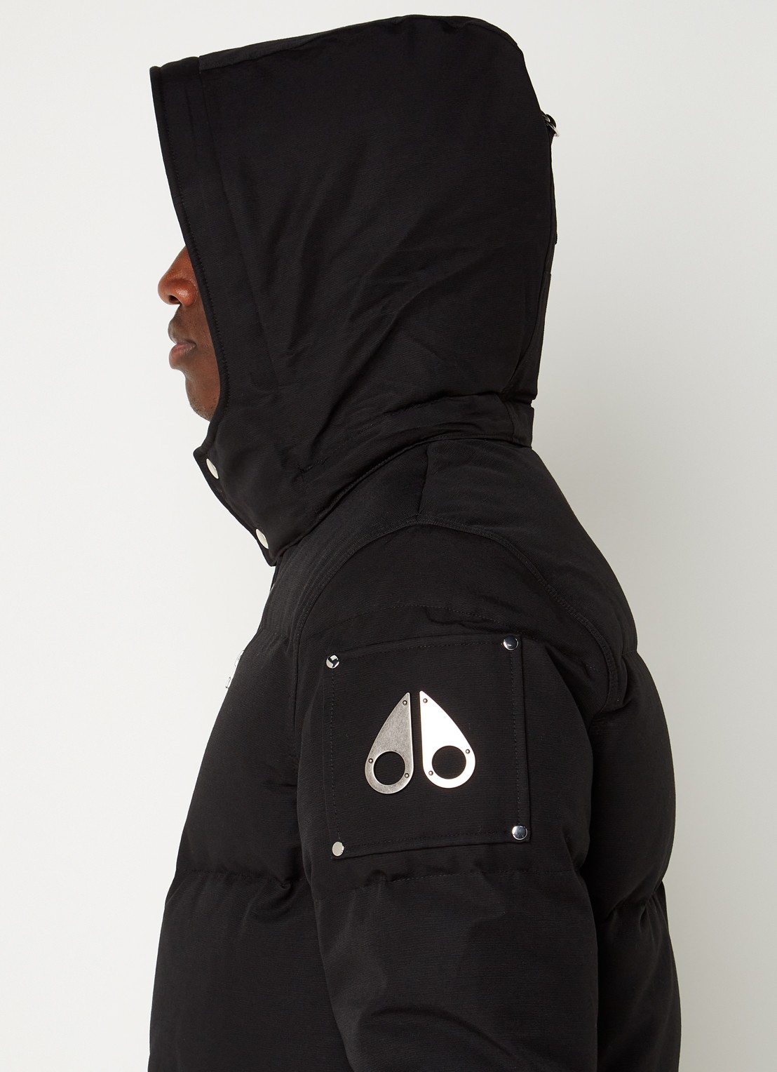 Moose Knuckles Forrestville puffer jack met donsvulling en afneembare capuchon - detail 5 zwart