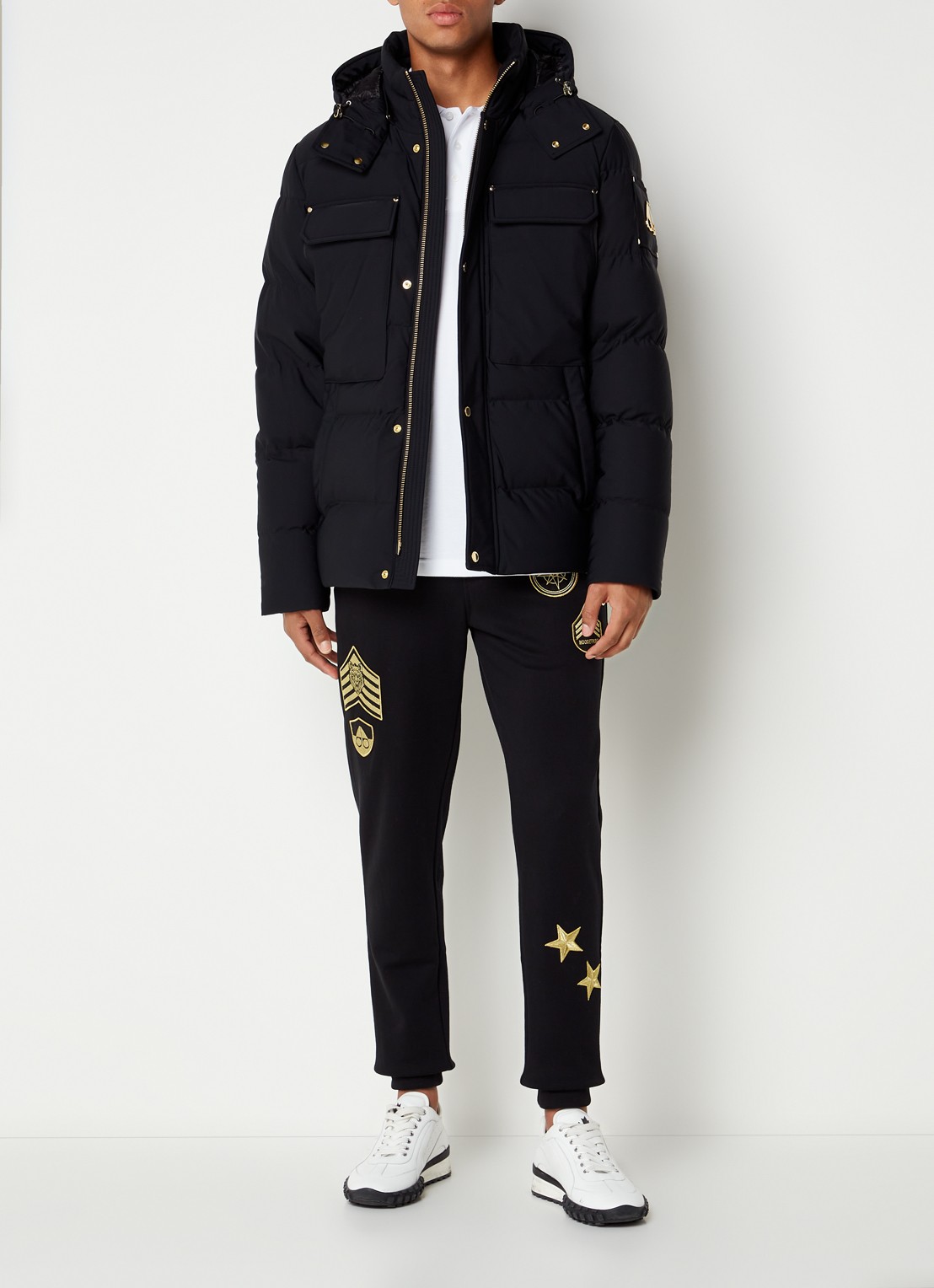 Moose Knuckles Gold Skillman puffer jack met donsvulling en afneembare capuchon - voorkant 6 zwart