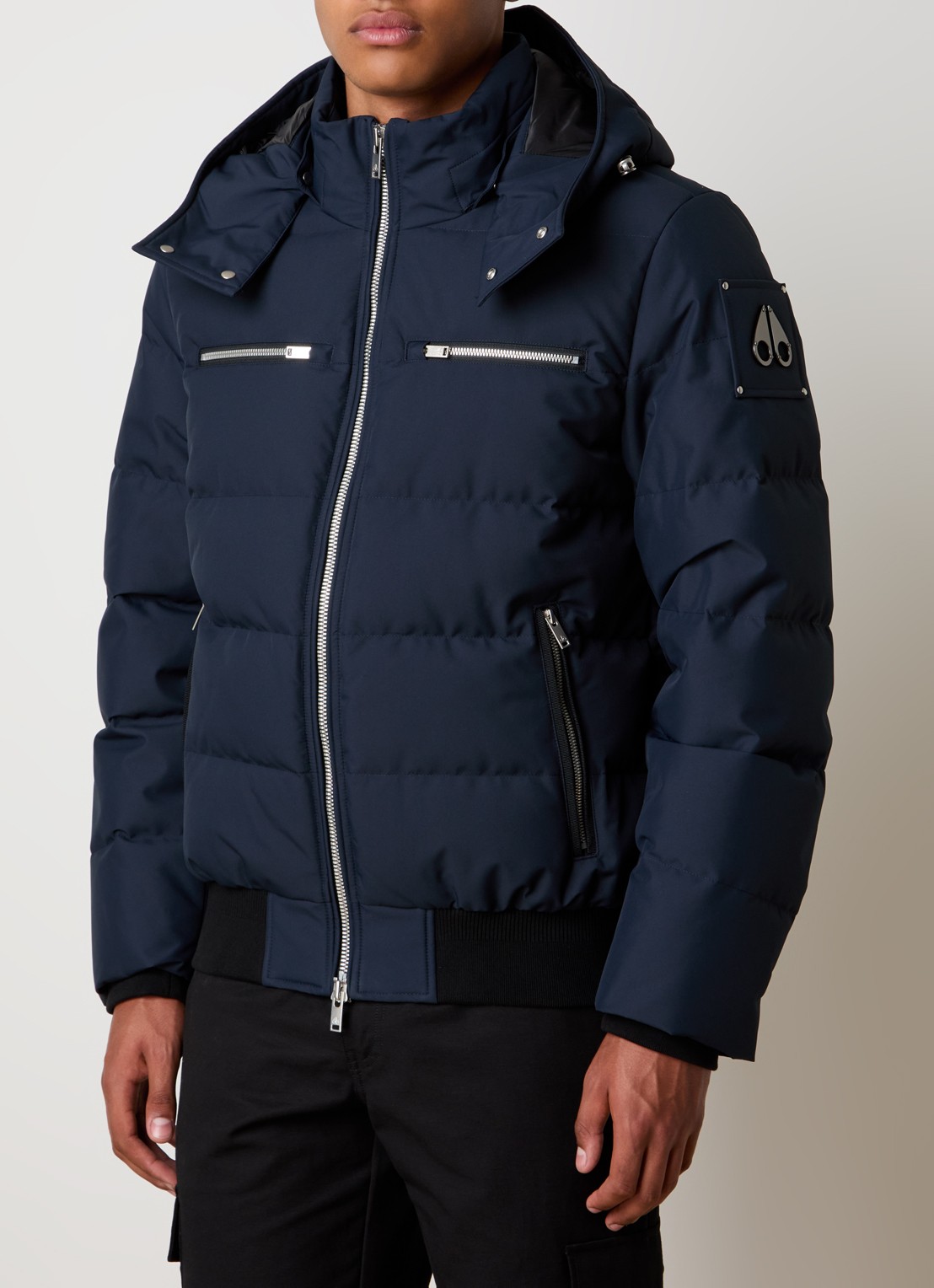Moose Knuckles Puffer jas met donsvulling en ritszakken - detail 2 donkerblauw