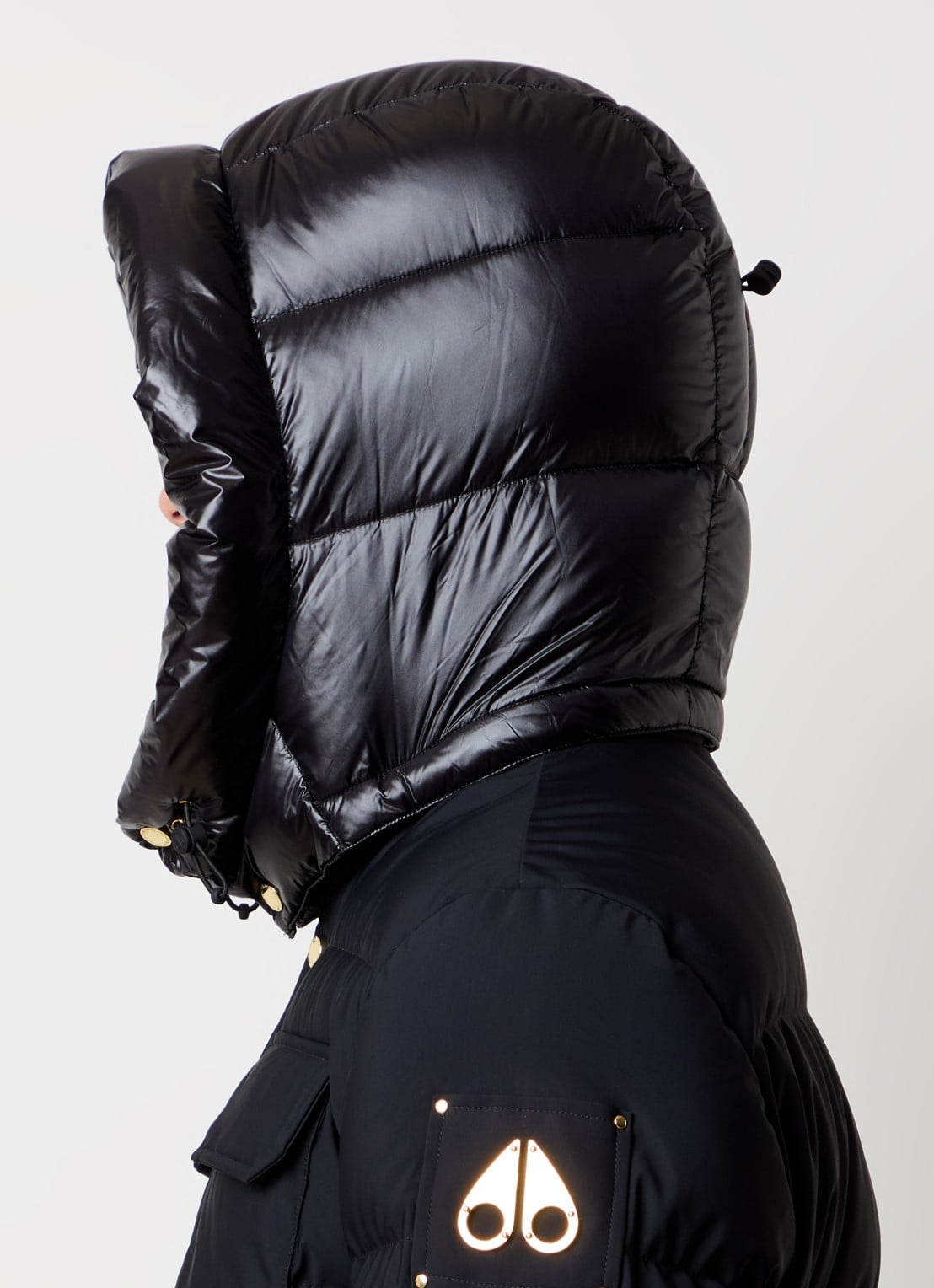Moose Knuckles Puffer jas met donsvulling en ritszakken - detail 5 zwart